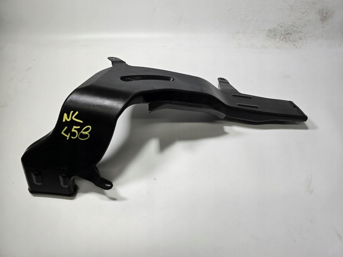 BMW G05 G06 G07 KANAŁ WLOT POWIETRZA LEWY 7434329
