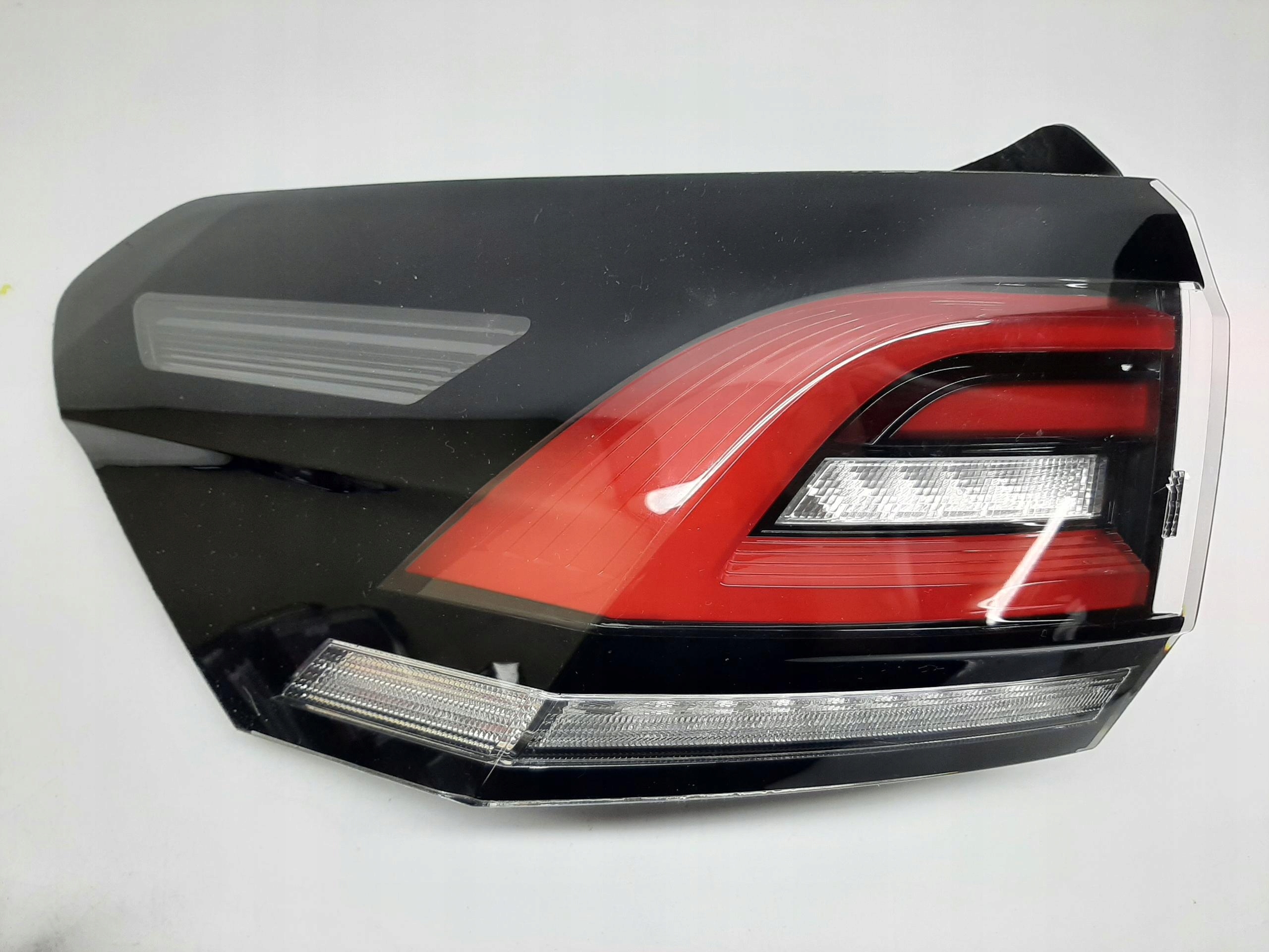 VW TAIGO LAMPA LEWA TYLNA TYŁ LED 2G7945095
