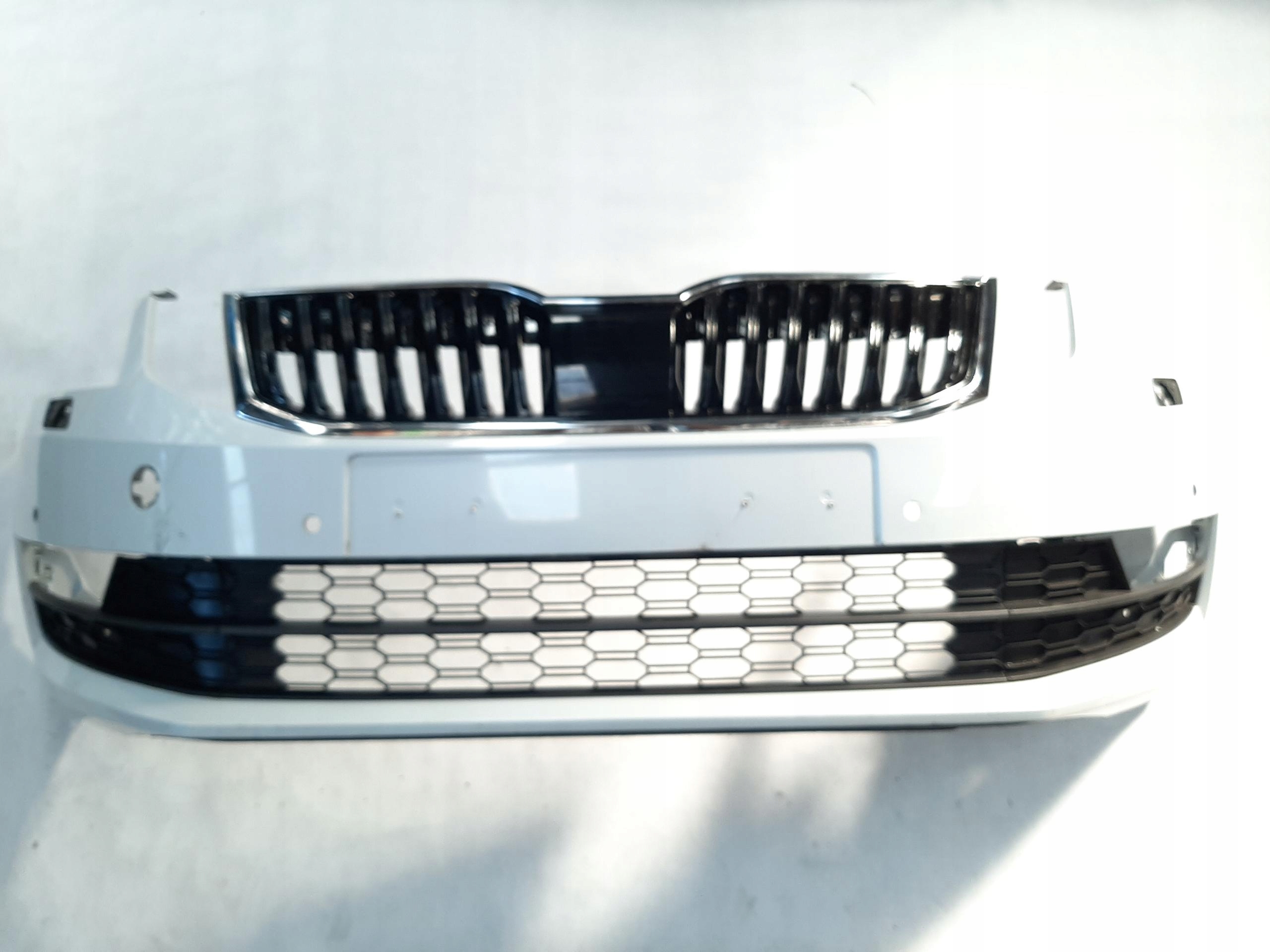 SKODA OCTAVIA III LIFT ZDERZAK PRZÓD PRZEDNI 5E0807221N