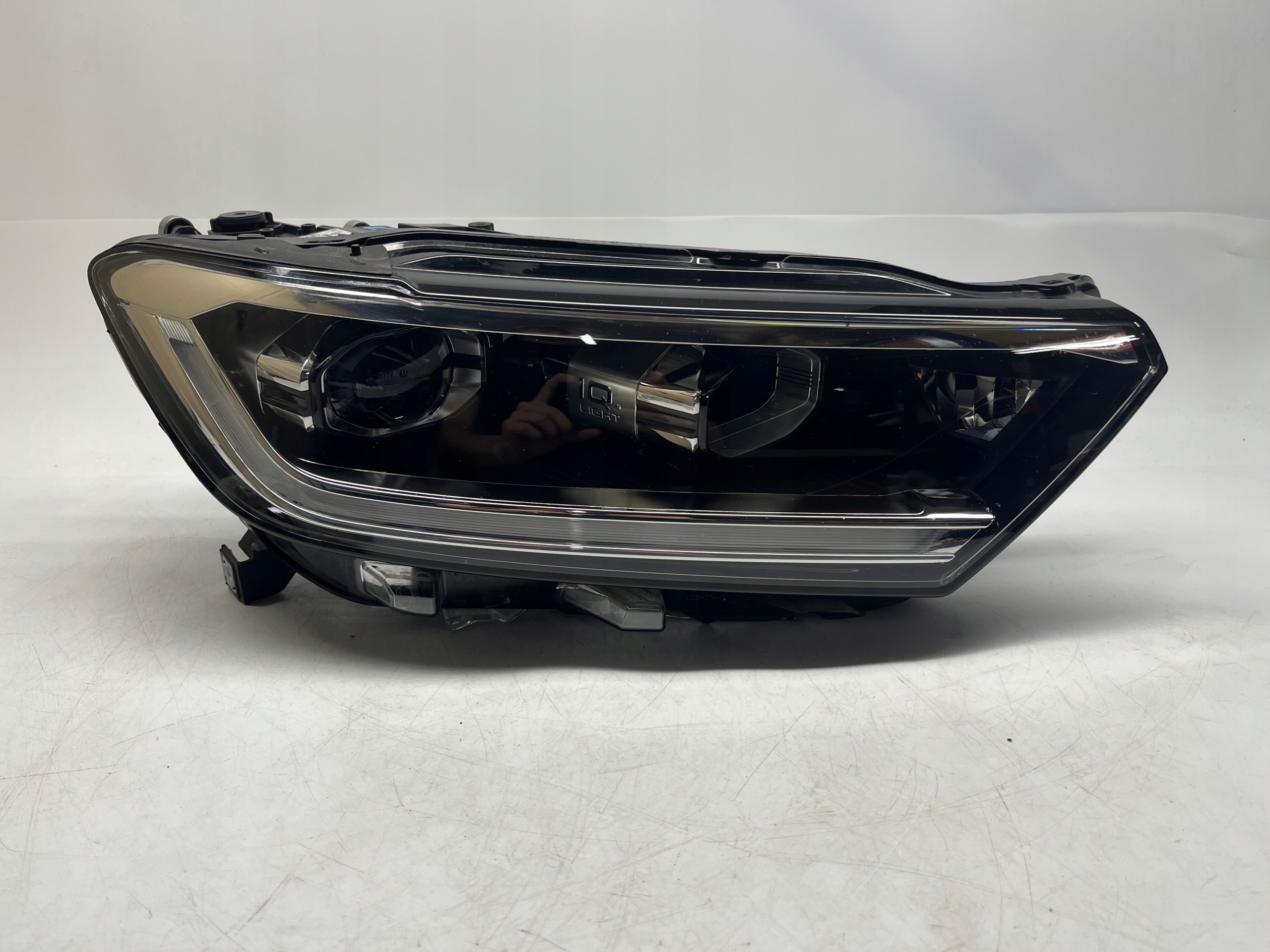 Volkswagen T-ROC REFLEKTOR LAMPA PRAWA PRZÓD LED MATRIX BEAM 2GA941036AK