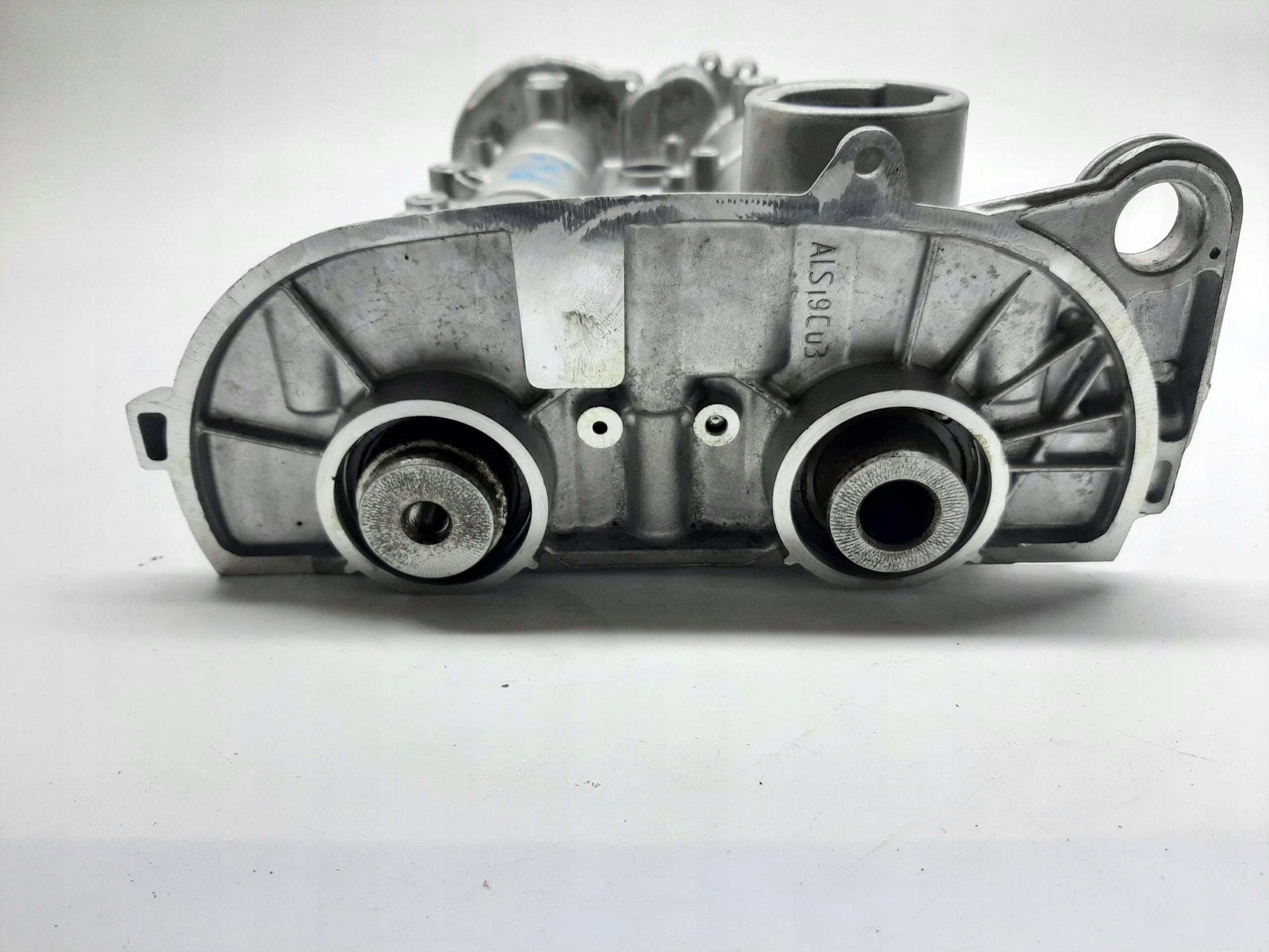 VW 1.4 TSI GŁOWICA WAŁKI ROZRZĄDU POKRYWA 04E103475BL - obrazek 3