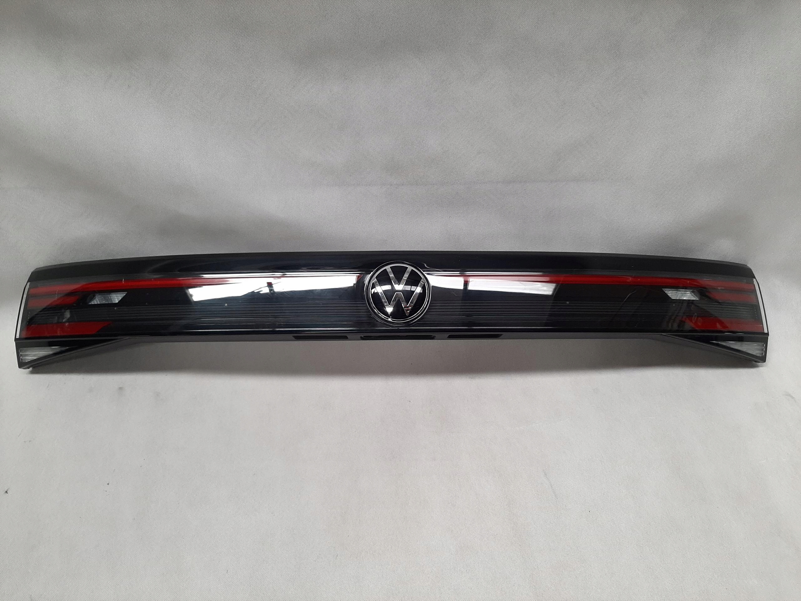 VW TAIGO BLENDA LAMPA KLAPY TYŁ LED 2G7945093