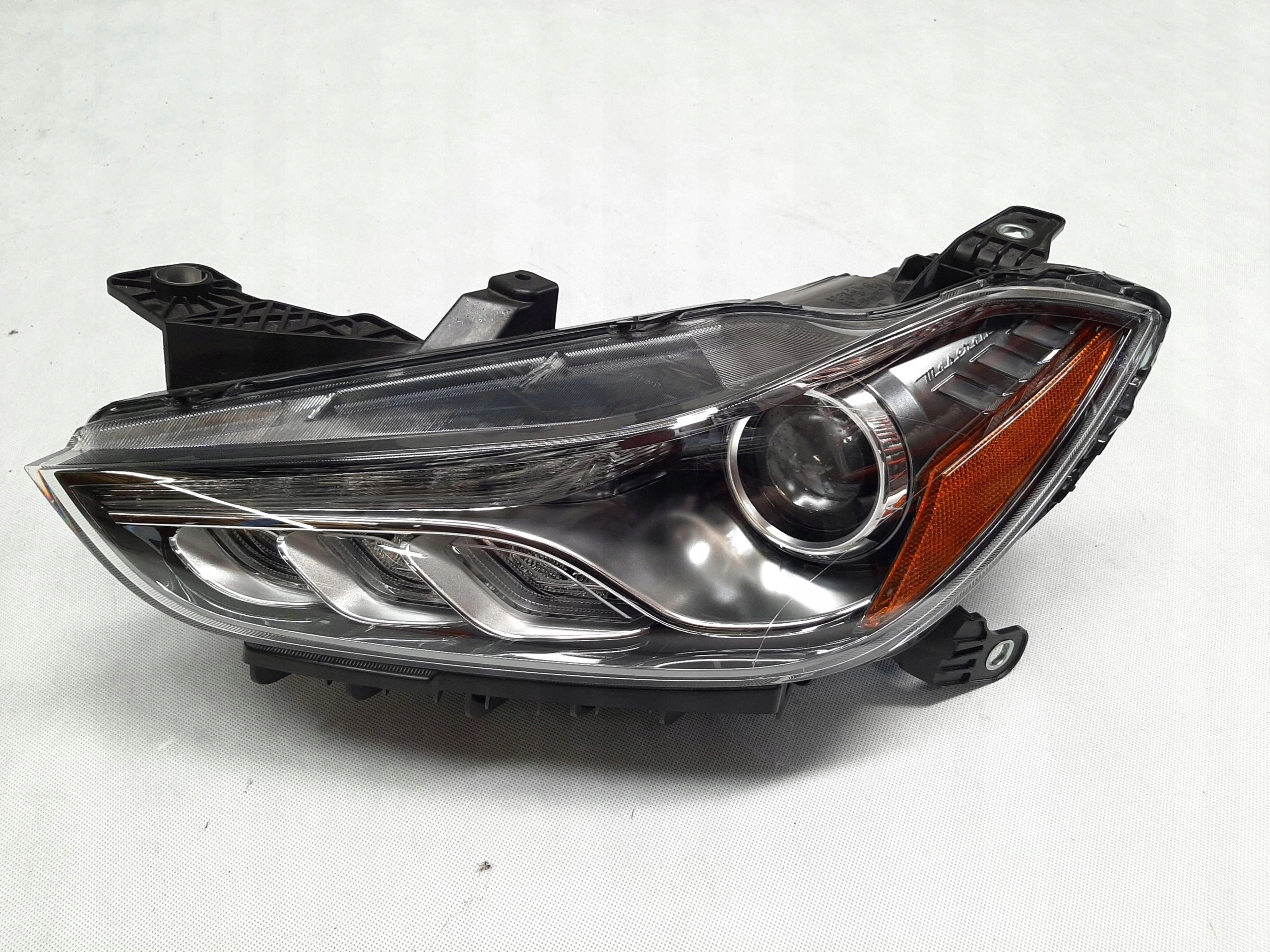MASERATI GHIBLI REFLEKTOR LAMPA LEWY PRZÓD XENON 00670106267