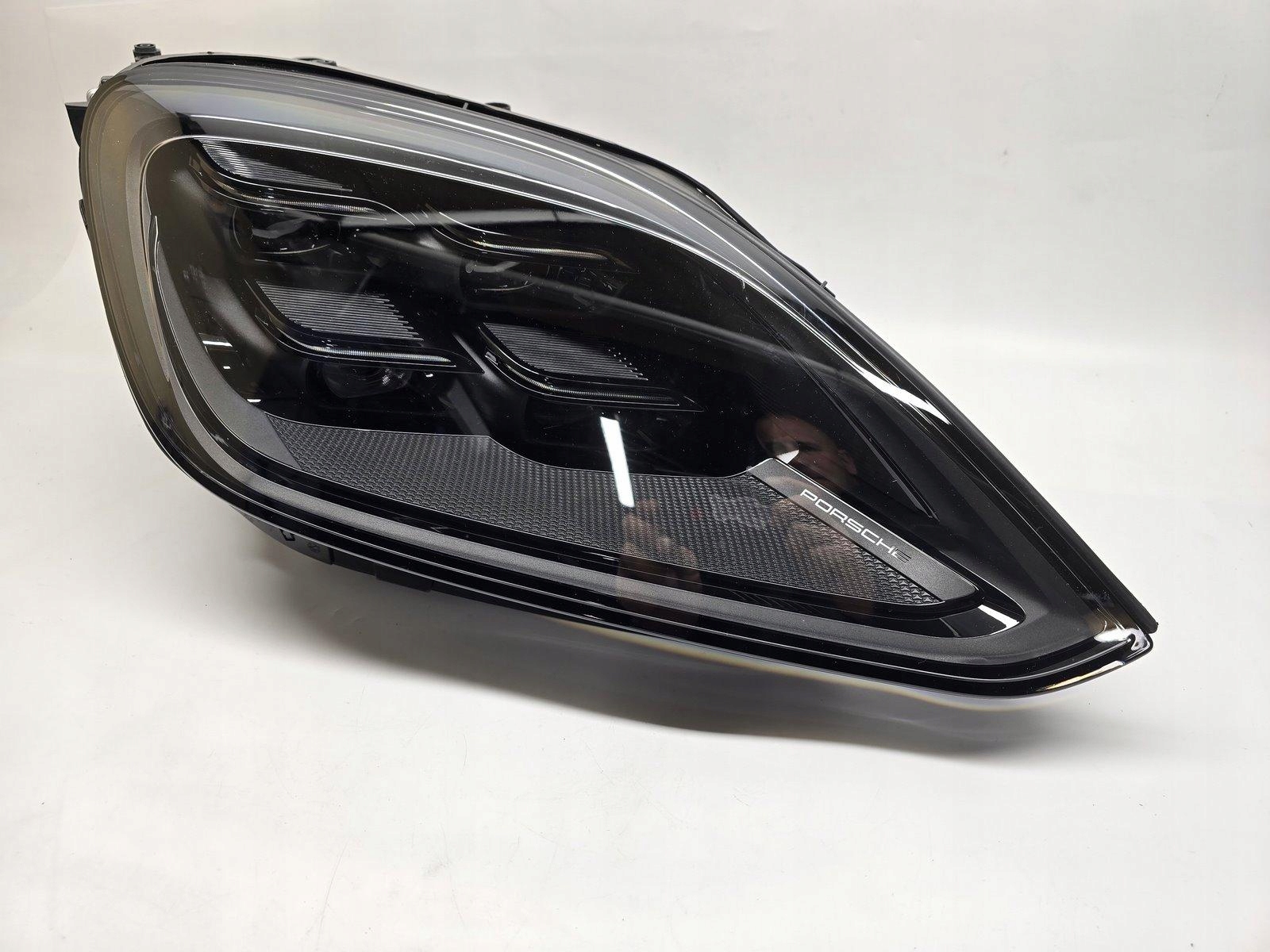 PORSCHE CAYENNE III LIFT LAMPA PRAWY PRZÓD FULL LED LASER 9Y0941060T