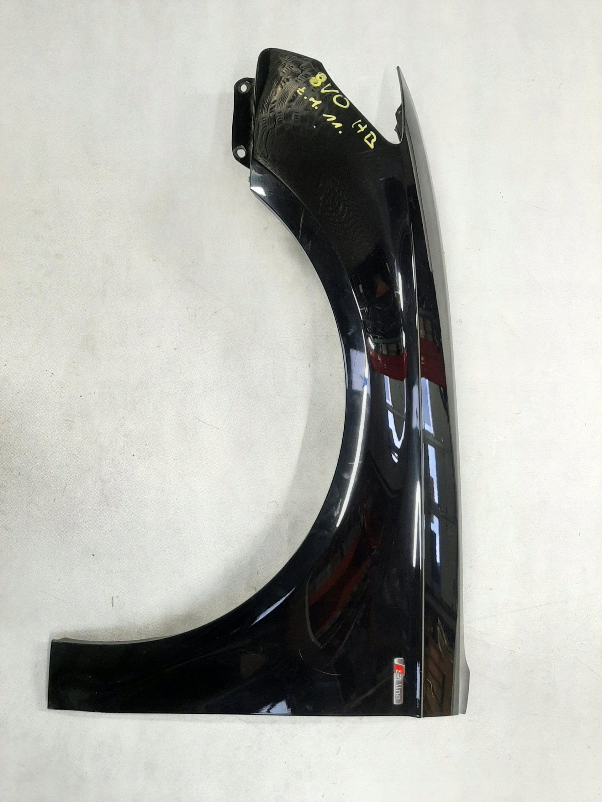AUDI A3 8V HATCHBACK BŁOTNIK POSZYCIE BŁOTNIKA LEWY PRZÓD 8V0821467
