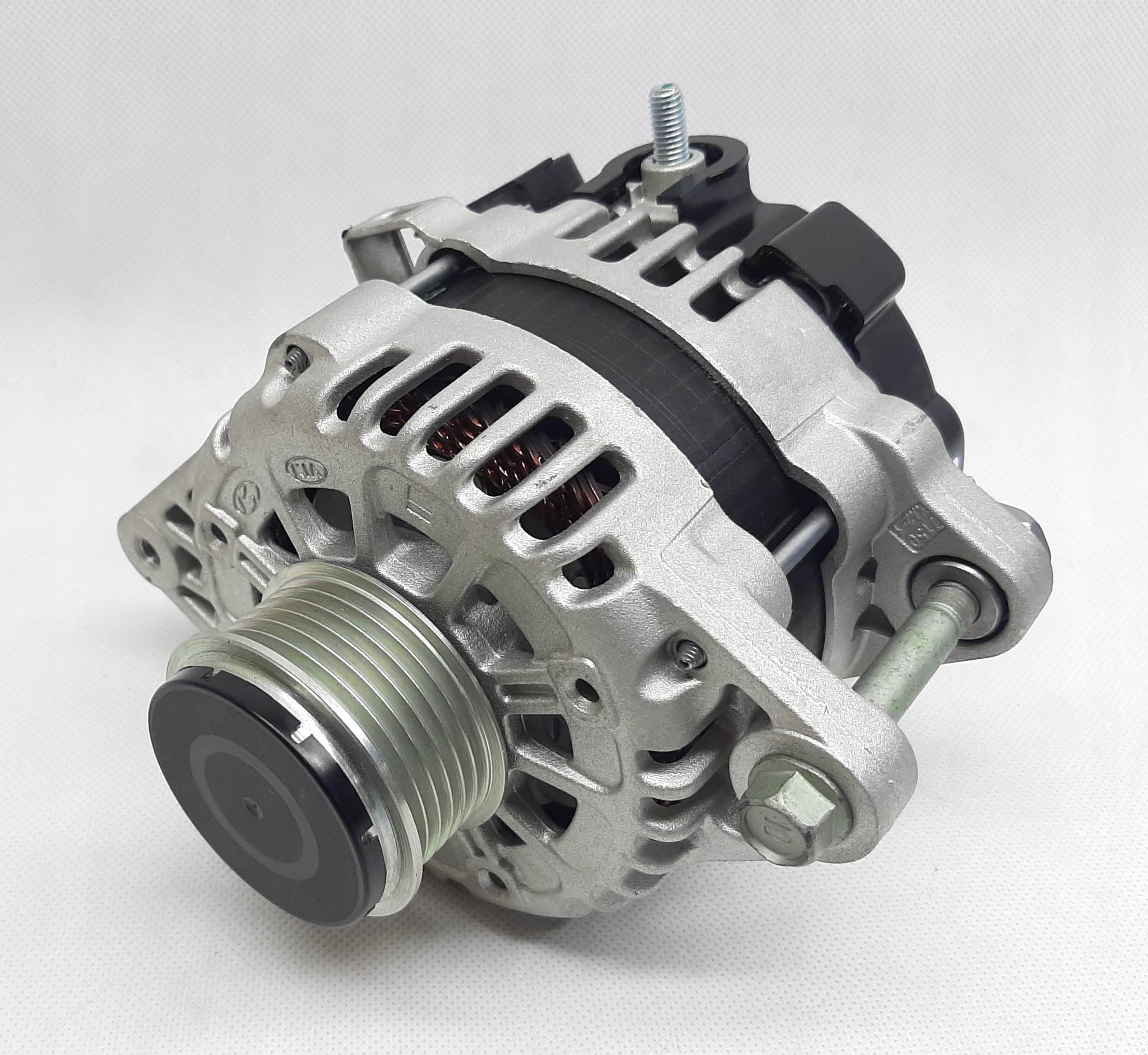 Hyundai i30 3 Alternator NOWY 373000-3AC0 61003076