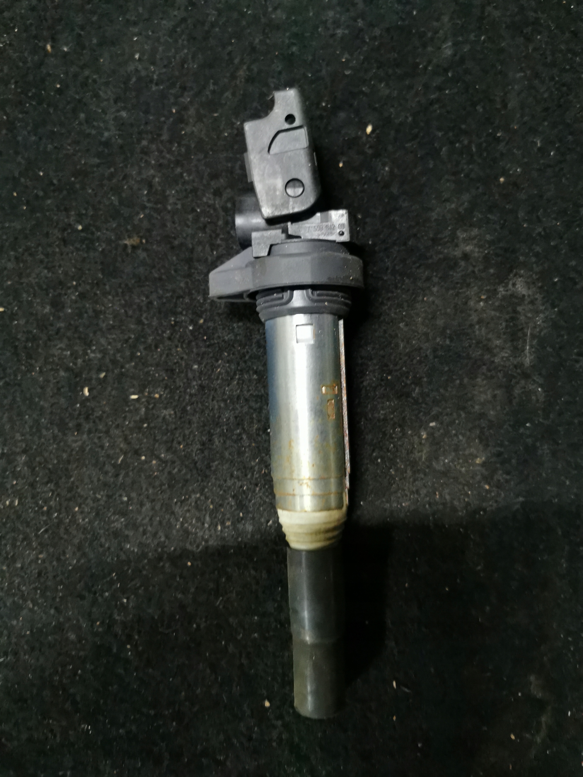 BMW seria E Cewka zapłonowa 7559842
