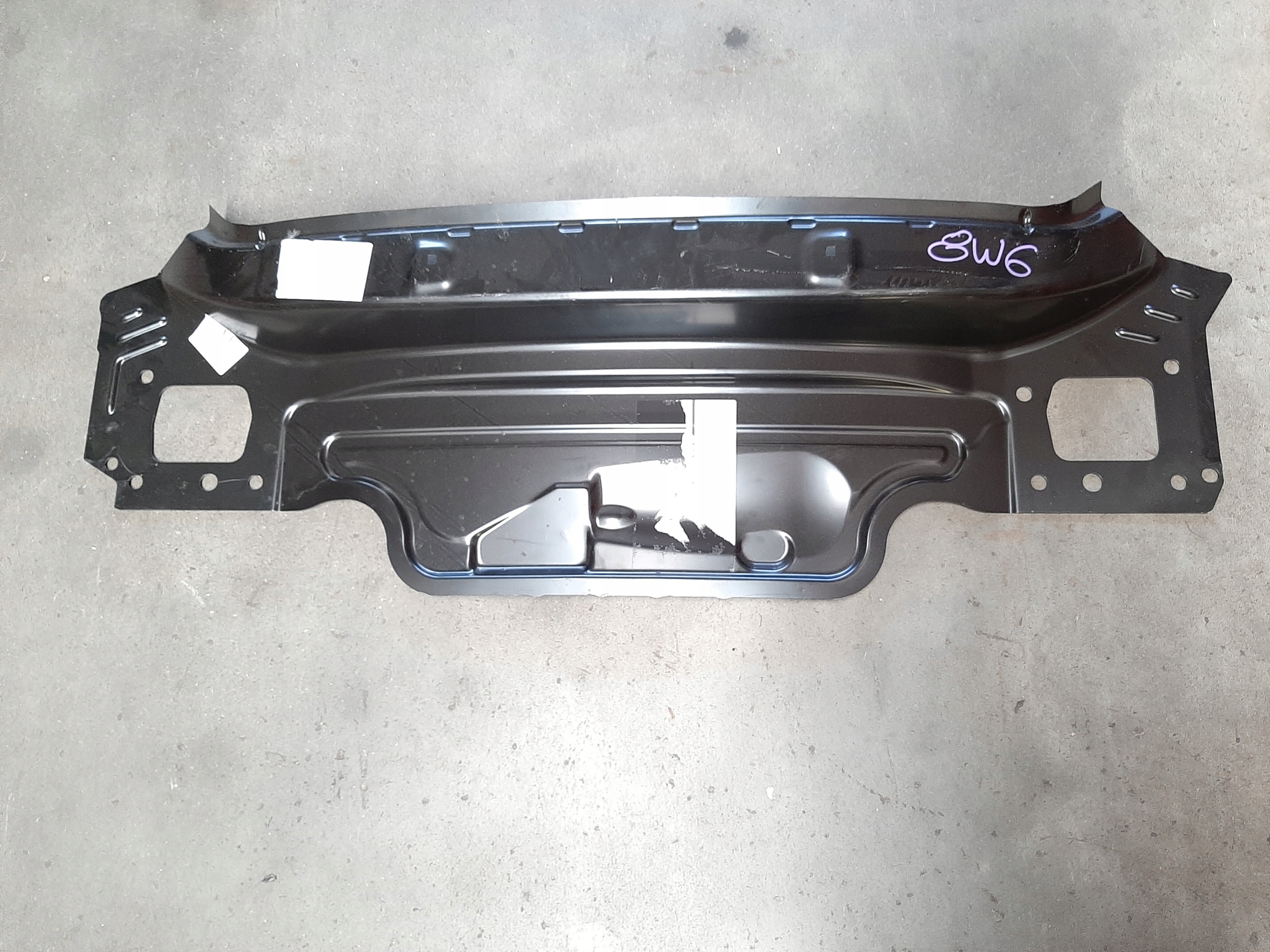 AUDI A5 S5 F5 PAS TYLNY WZMOCNIENIE ŚCIANA TYŁ 8W6813307A