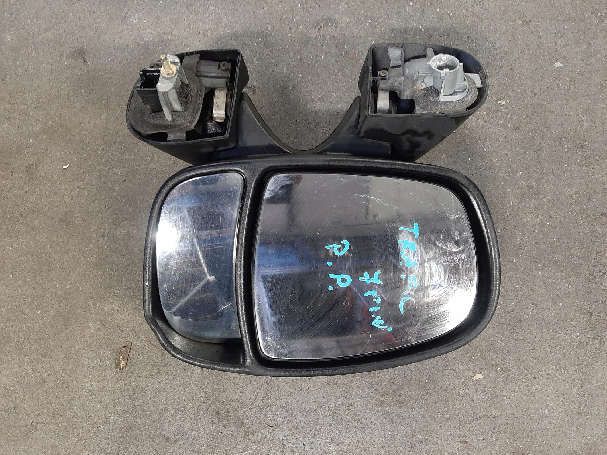 RENAULT TRAFIC II L2H1 2001- LUSTERKO ELEKTRYCZNE PRAWE 7 PIN ANGLIK