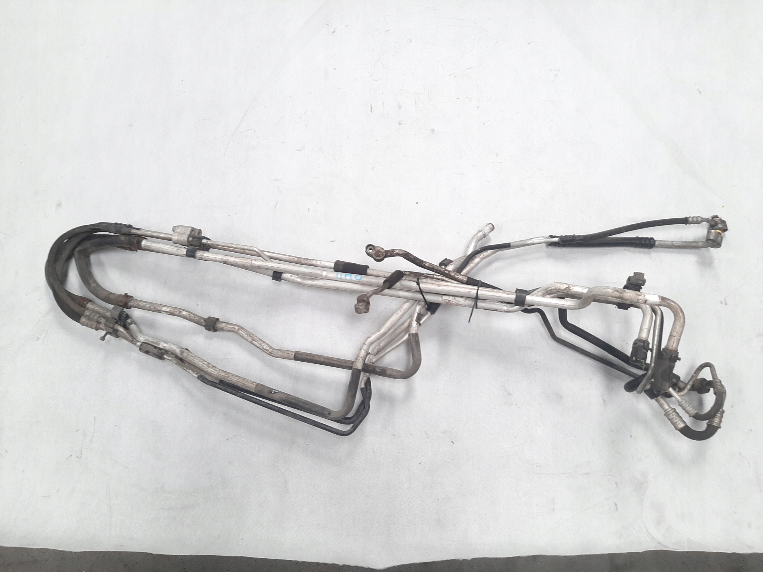 AUDI Q7 4L PRZEWODY KLIMATYZACJI TYŁ TYLNE KOMPLET 7L6820885D