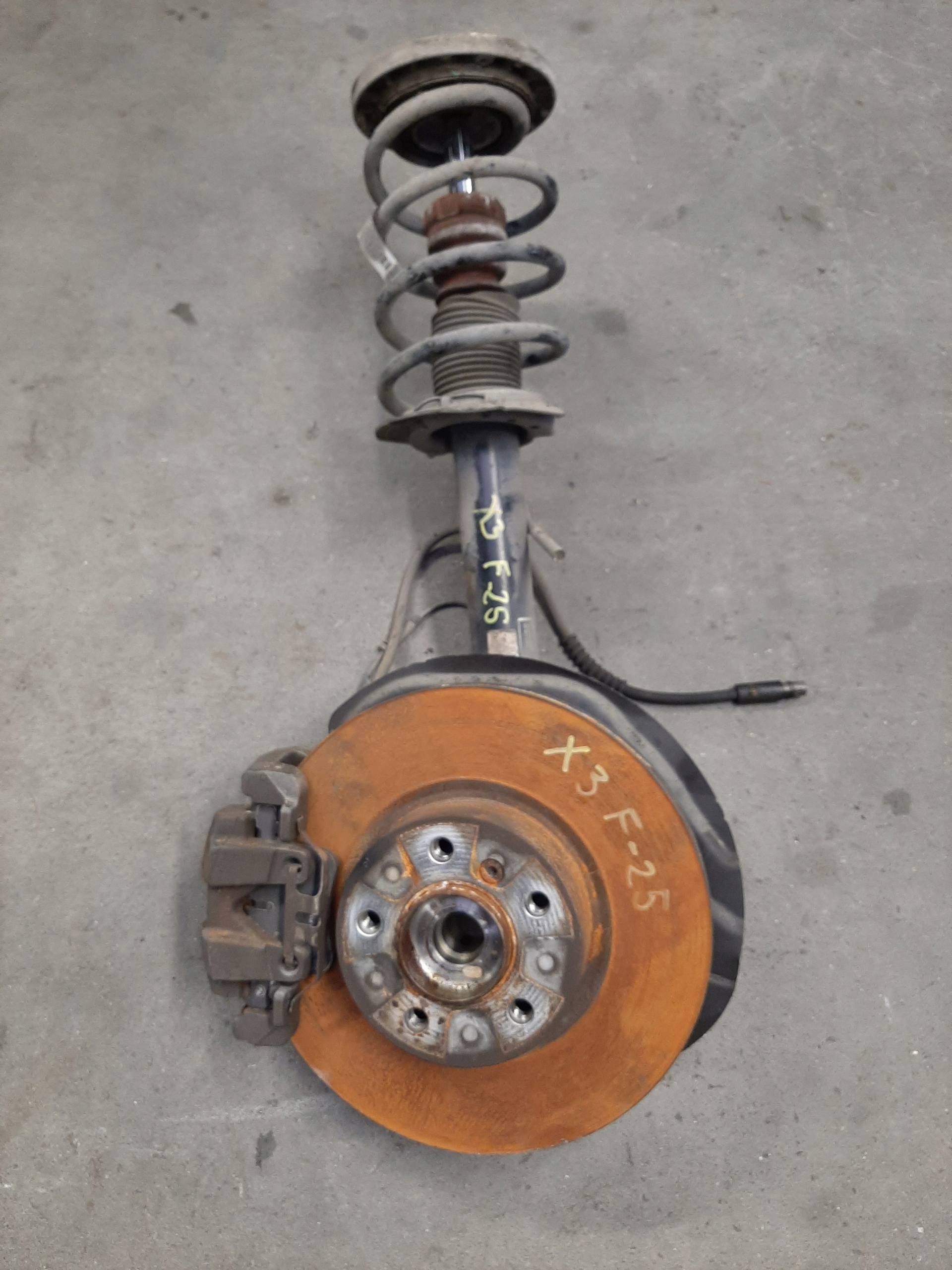 BMW X3 F25 2.0i 10-14r ZWROTNICA PRAWA PRAWY PRZÓD PRZDNIA 6796316 6787680