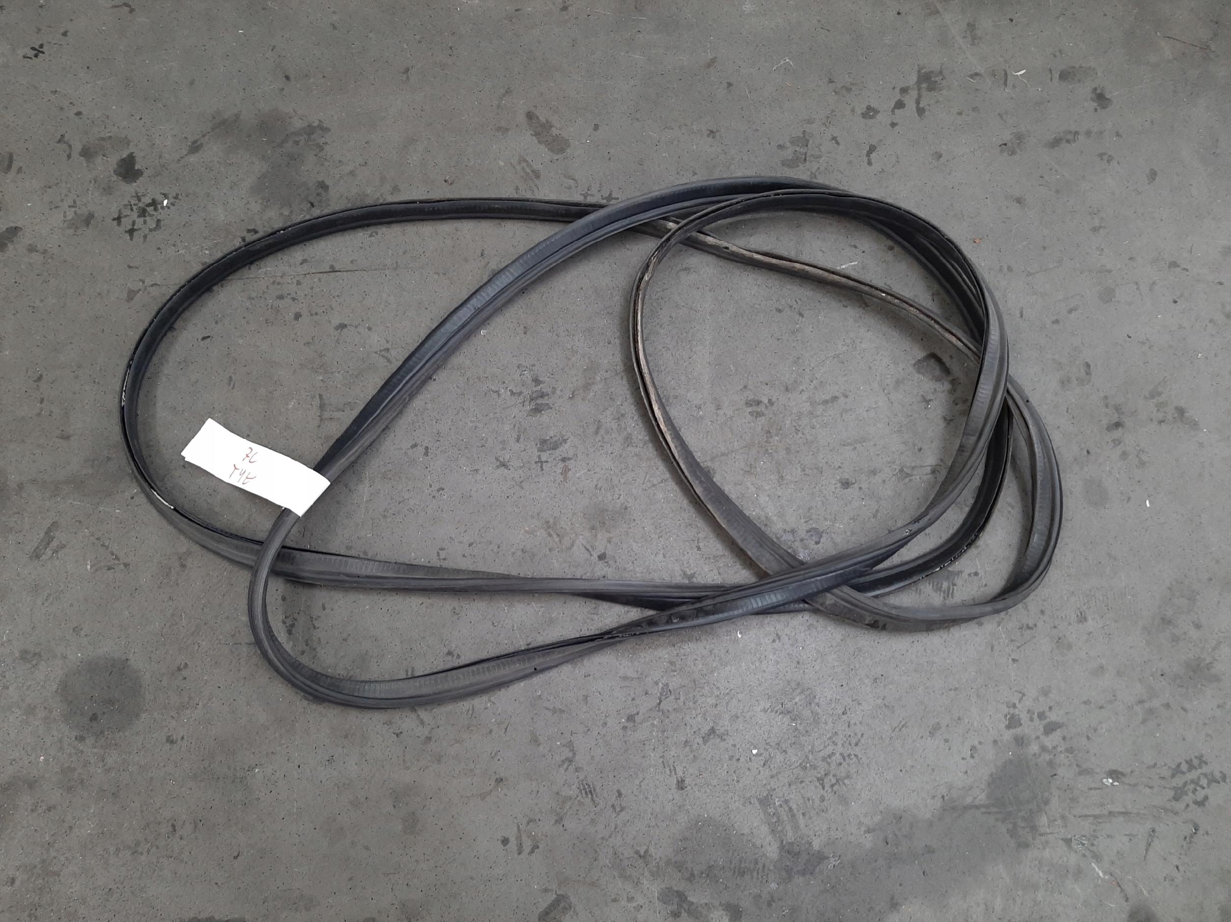 Vw Crafter MAN TGE Uszczelka Karoseryjna Tylnych Drzwi 7C max h4