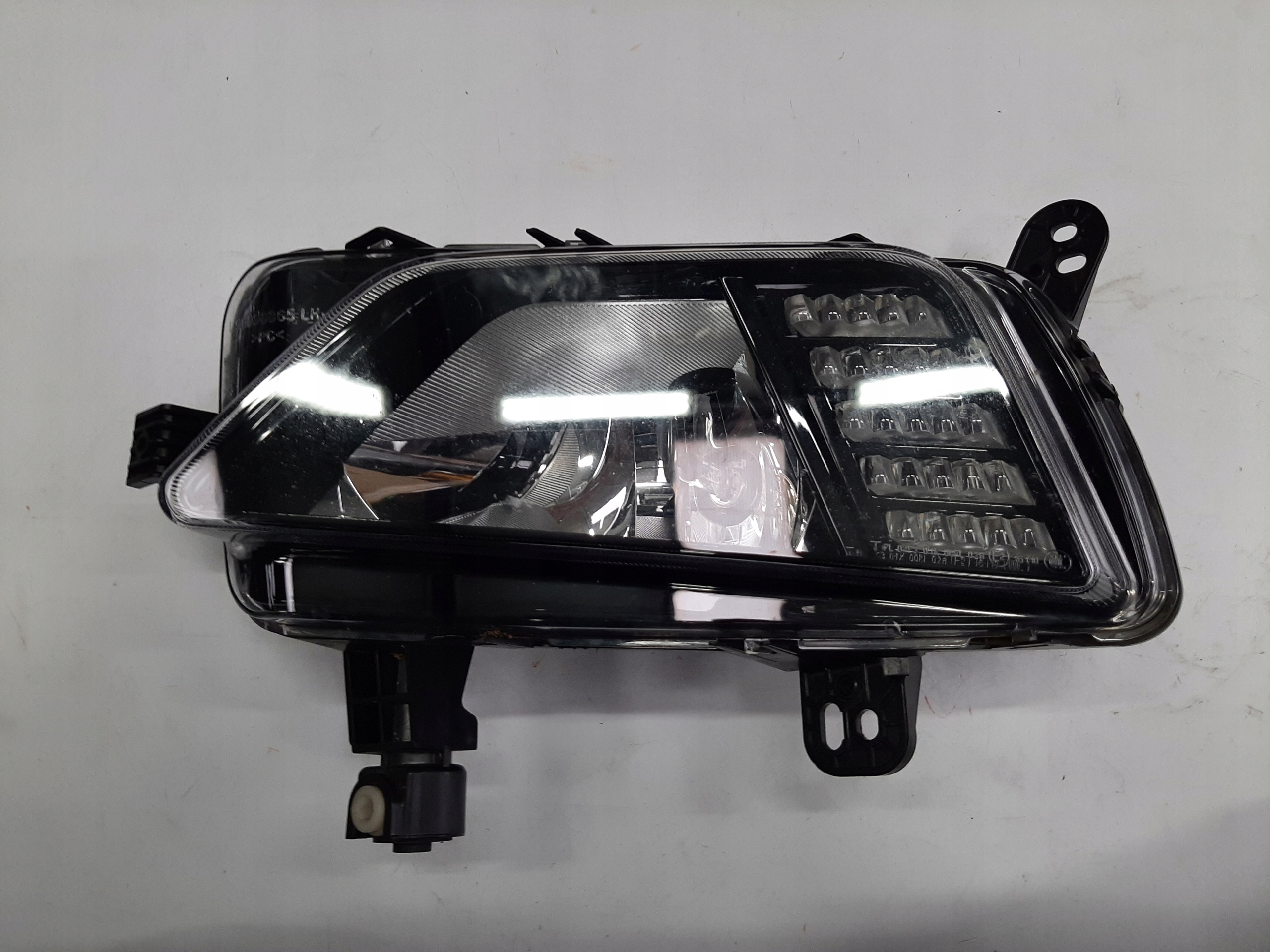 VW POLO VI HALOGEN LED DRL LEWY 2G0941661