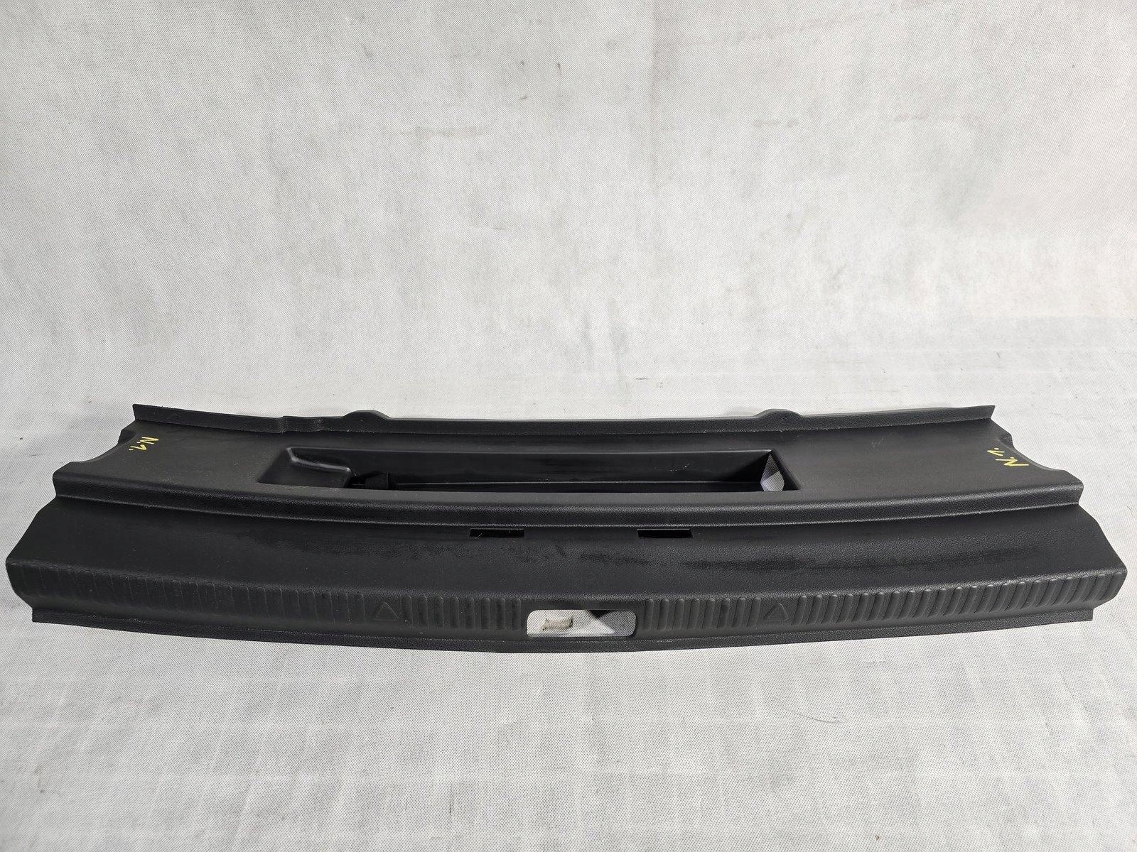 SKODA RAPID SPACEBACK OSŁONA PASA TYLNEGO TYŁ MASKOWNICA 5JJ863459