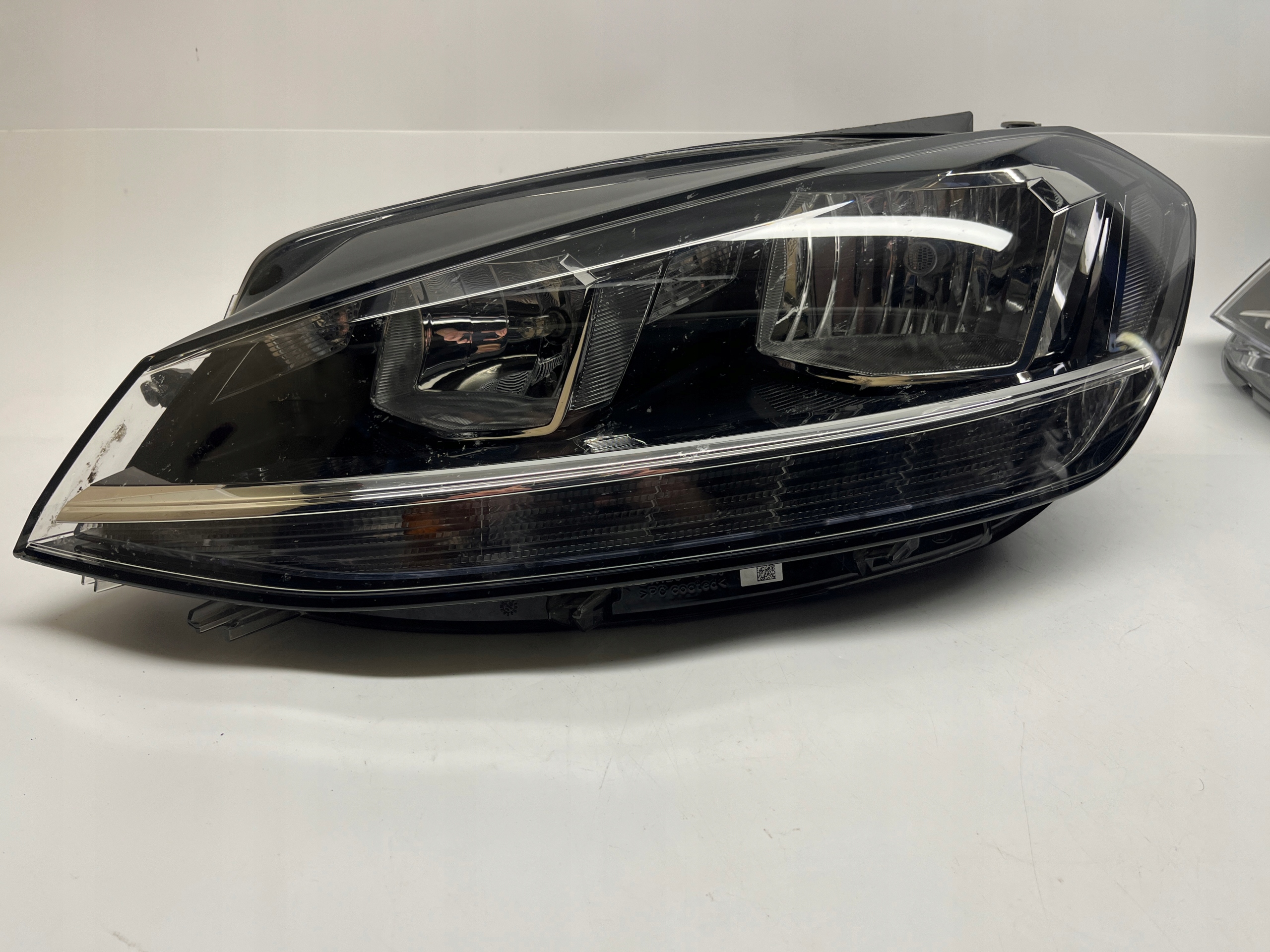 VW GOLF VII LIFT LAMPA REFLEKTOR LEWY PRZÓD PRZEDNI 5G1941005D
