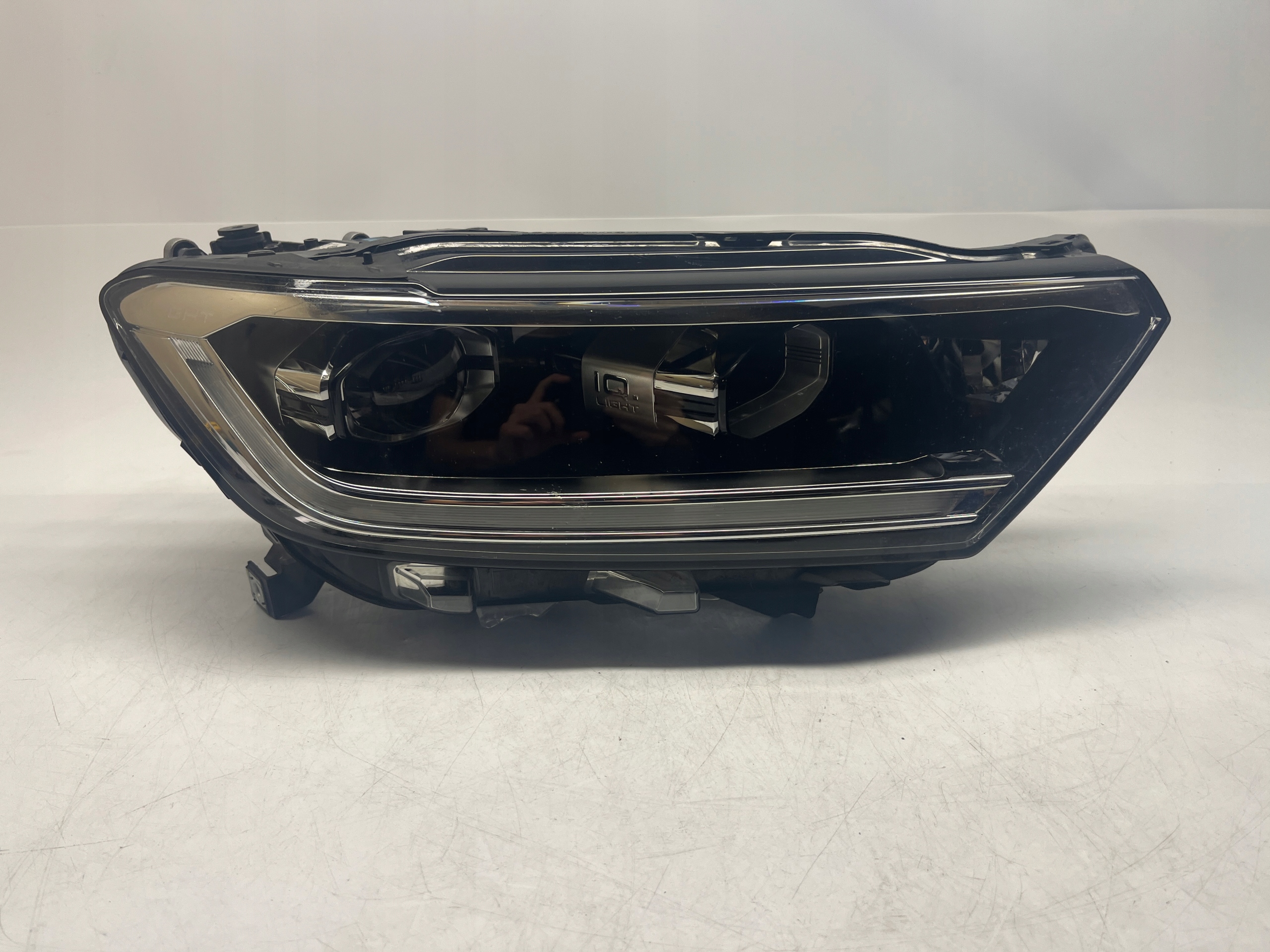 Volkswagen T-ROC REFLEKTOR LAMPA PRAWA PRZÓD LED MATRIX BEAM 2GA941036AK