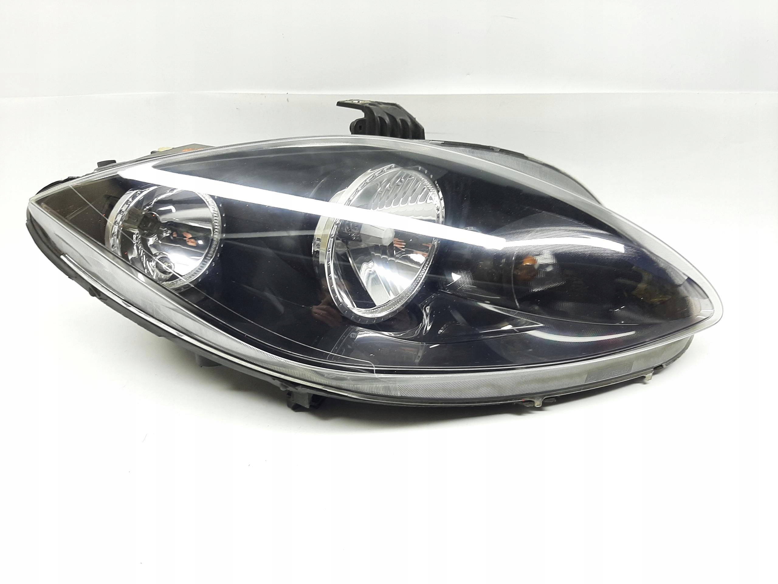 SEAT LEON II LIFT 2009- LAMPA REFLEKTOR PRAWY PRZÓD 5P1941034A