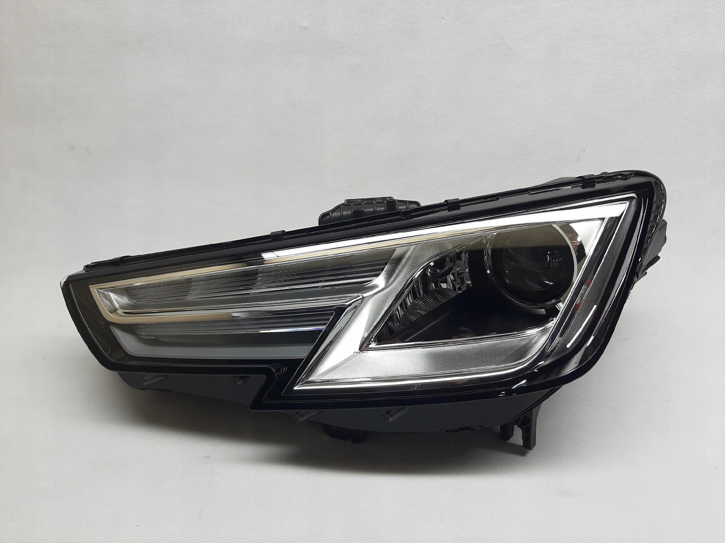 Audi A4 B9 Lampa lewa Reflektor Xenon 8W0941005 LEWY idealny oryginał nowy