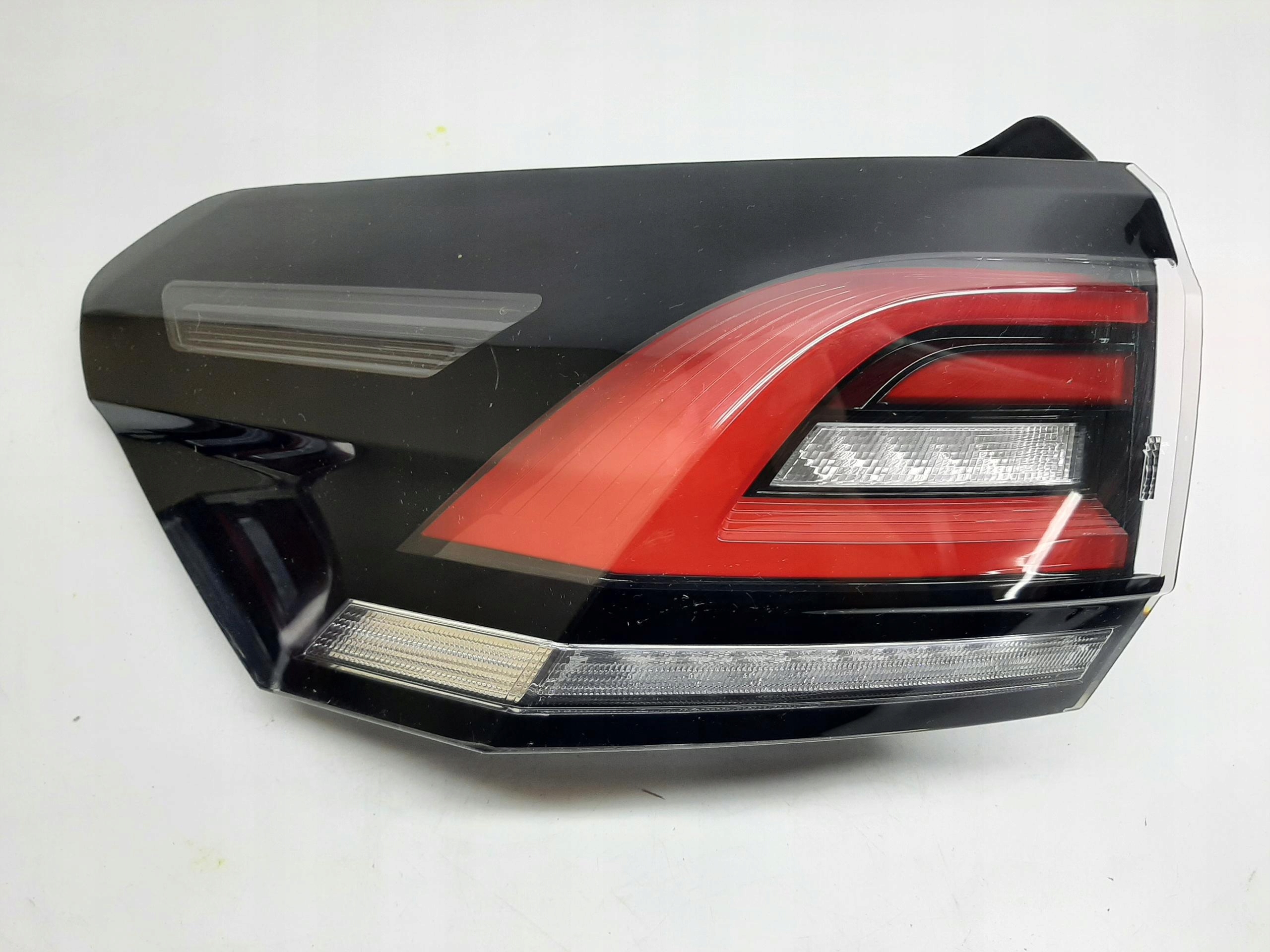 VW TAIGO LAMPA LEWA TYLNA TYŁ LED 2G7945095