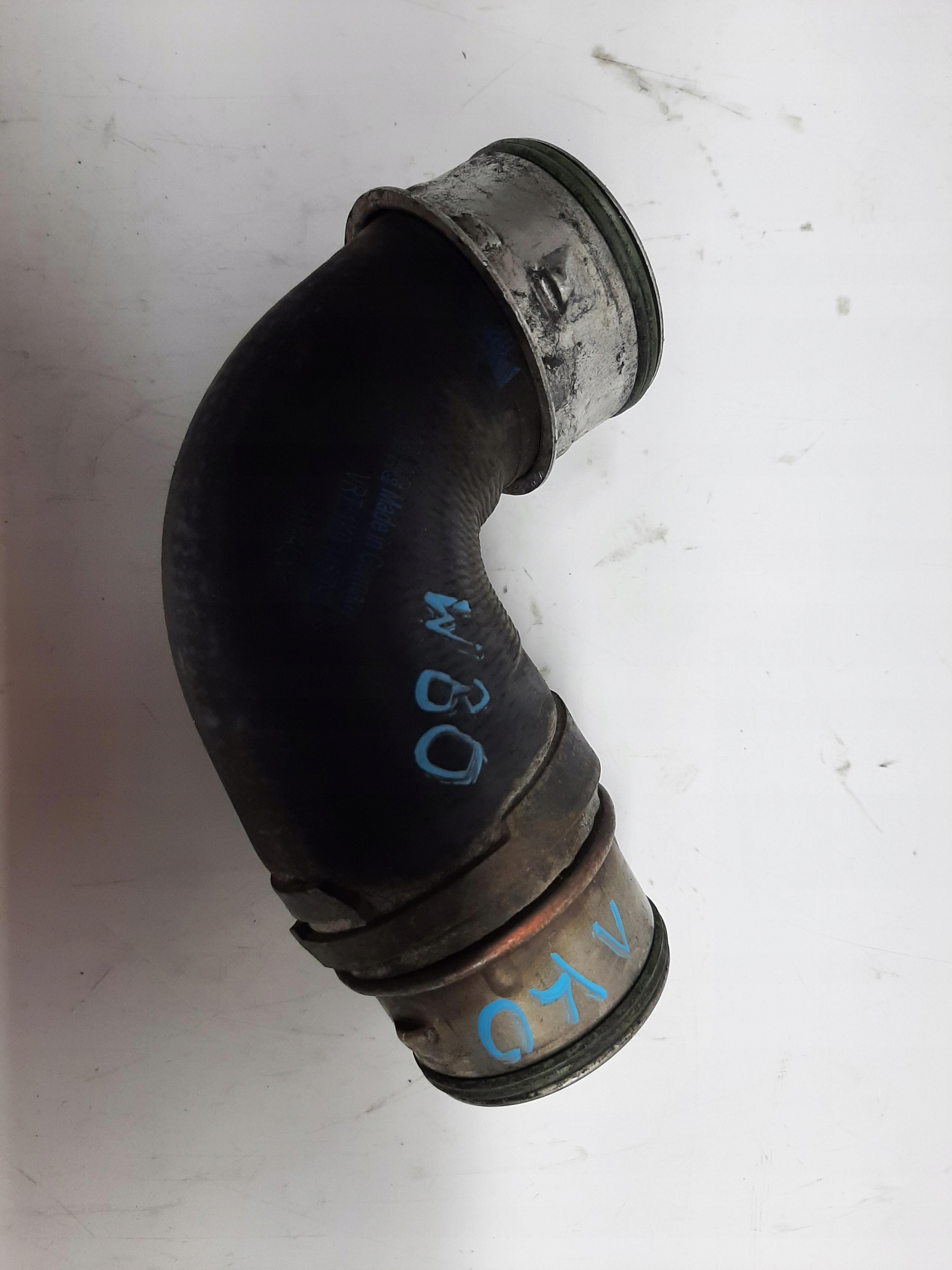 VW GOLF V SKODA OCTAVIA II 2.0 TDI WĄŻ RURA PRZEWÓD INTERCOOLERA 1K0145790C