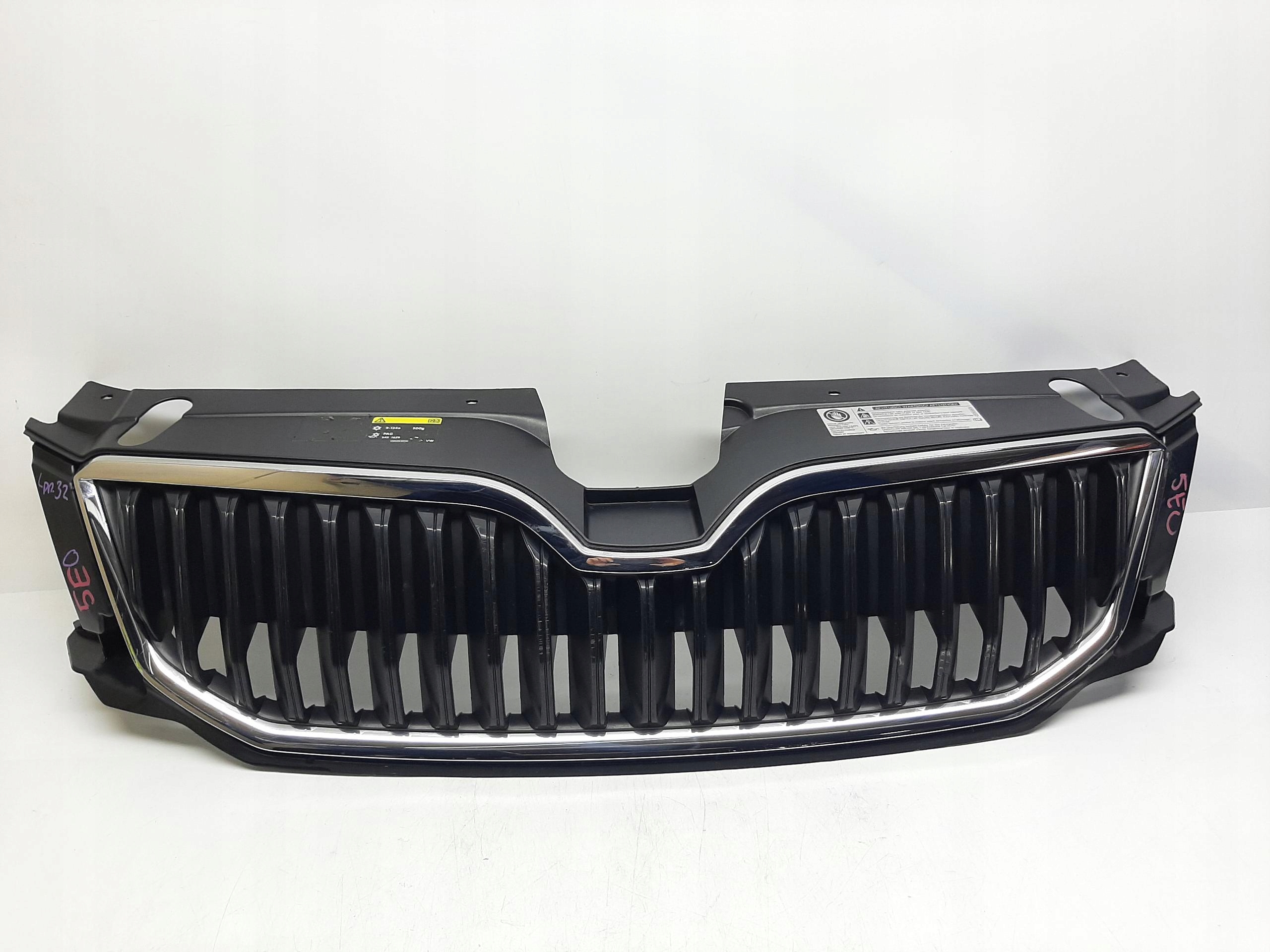 SKODA OCTAVIA III ATRAPA CHŁODNICY GRILL 5E0853653