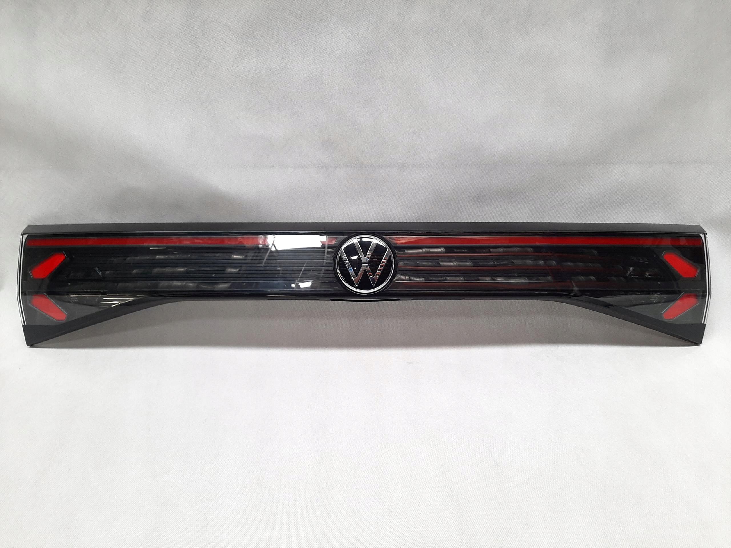 VW T-CROSS LIFT BLENDA LAMPA KLAPY TYŁ LED 2GM945307B