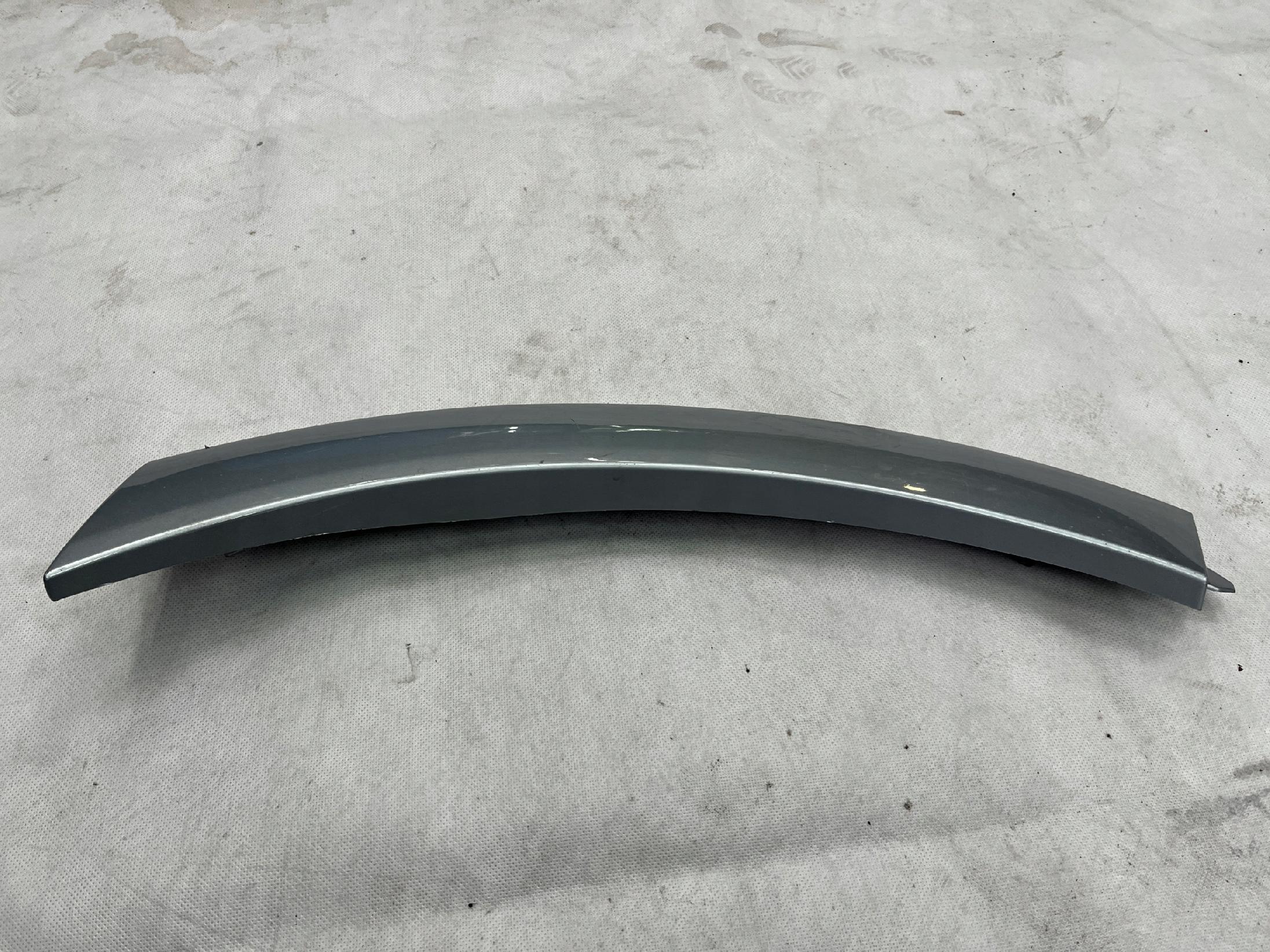 Porsche Cayenne Listwa nadkola dokładka nakładka prawy przód 9Y0853718D