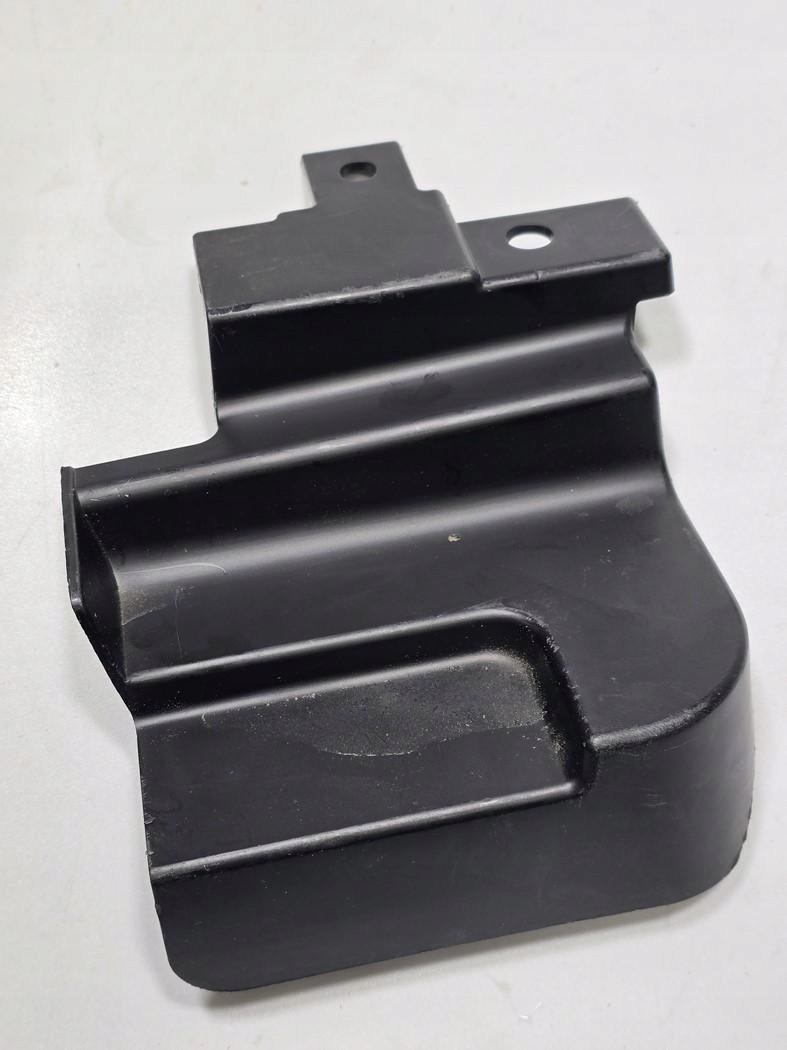 BMW X5 G05 OSŁONA PODŁUŻNICY BAGAŻNIKA PRAWY TYŁ 9483036