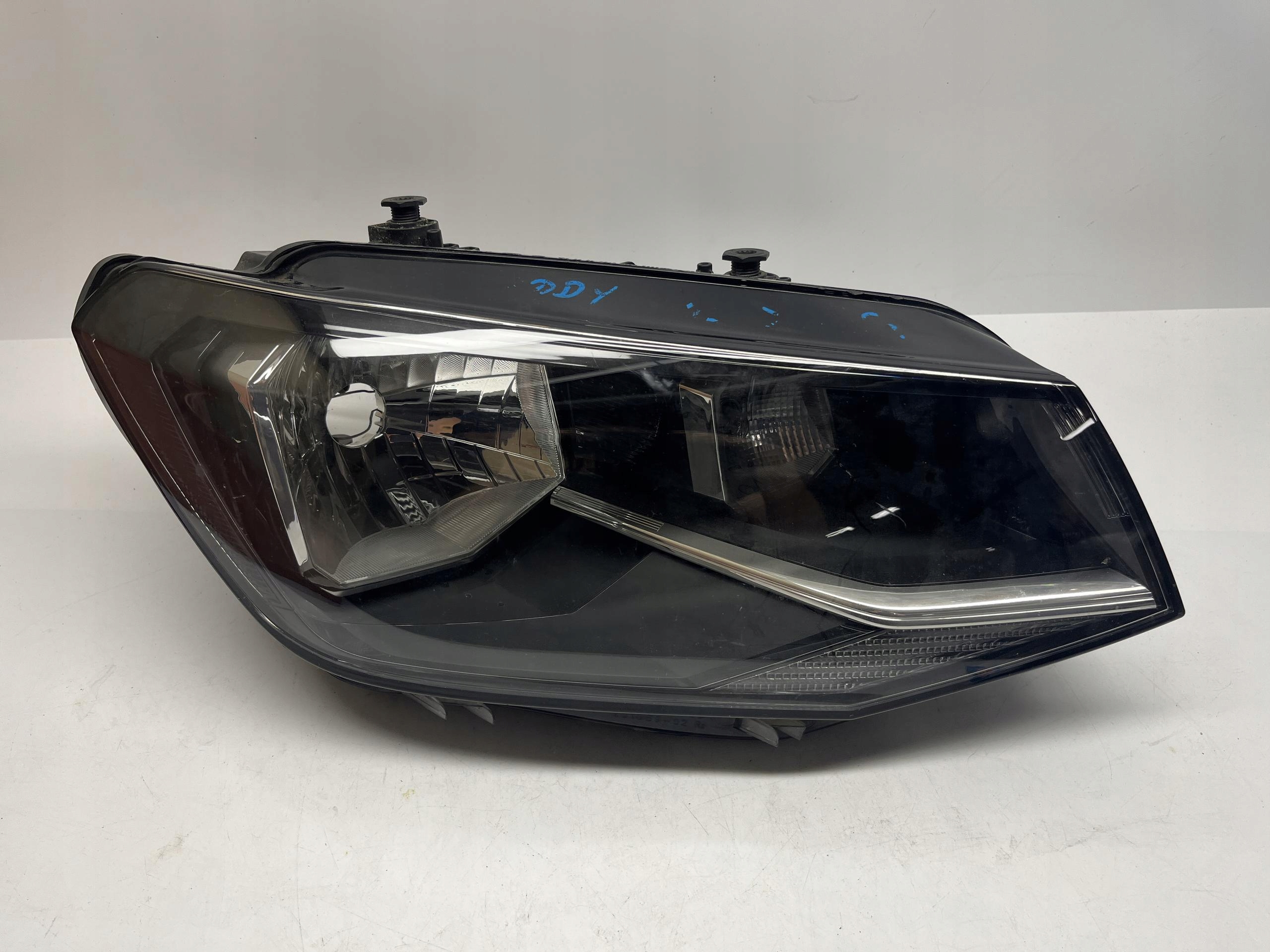 Volkswagen OE Caddy IV Reflektor Lampa Prawa 2K1941016A
