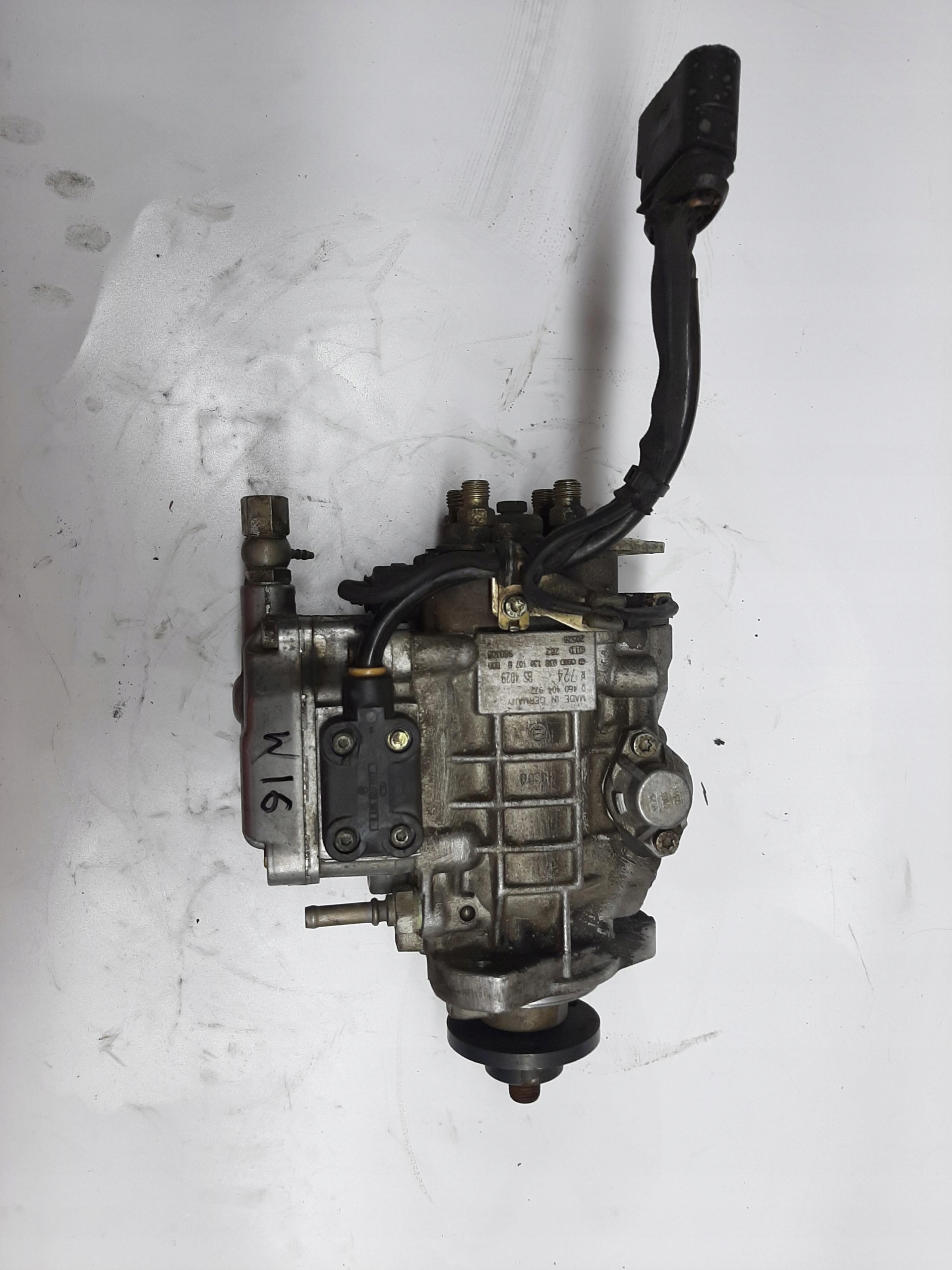 VW GOLF IV POMPA WTRYSKOWA 1.9 TDI 038130107B 0460404972