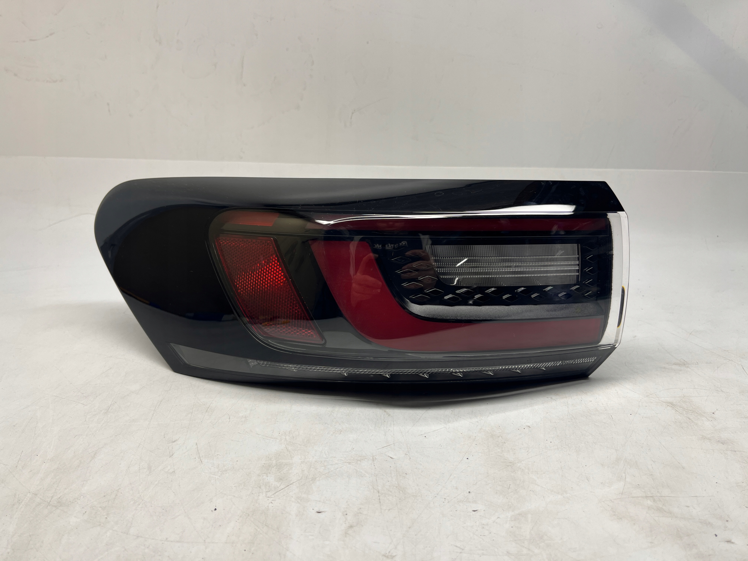 VW ID.4 ID4 IQ LIGHT 11A945095 LAMPA LEWA TYŁ