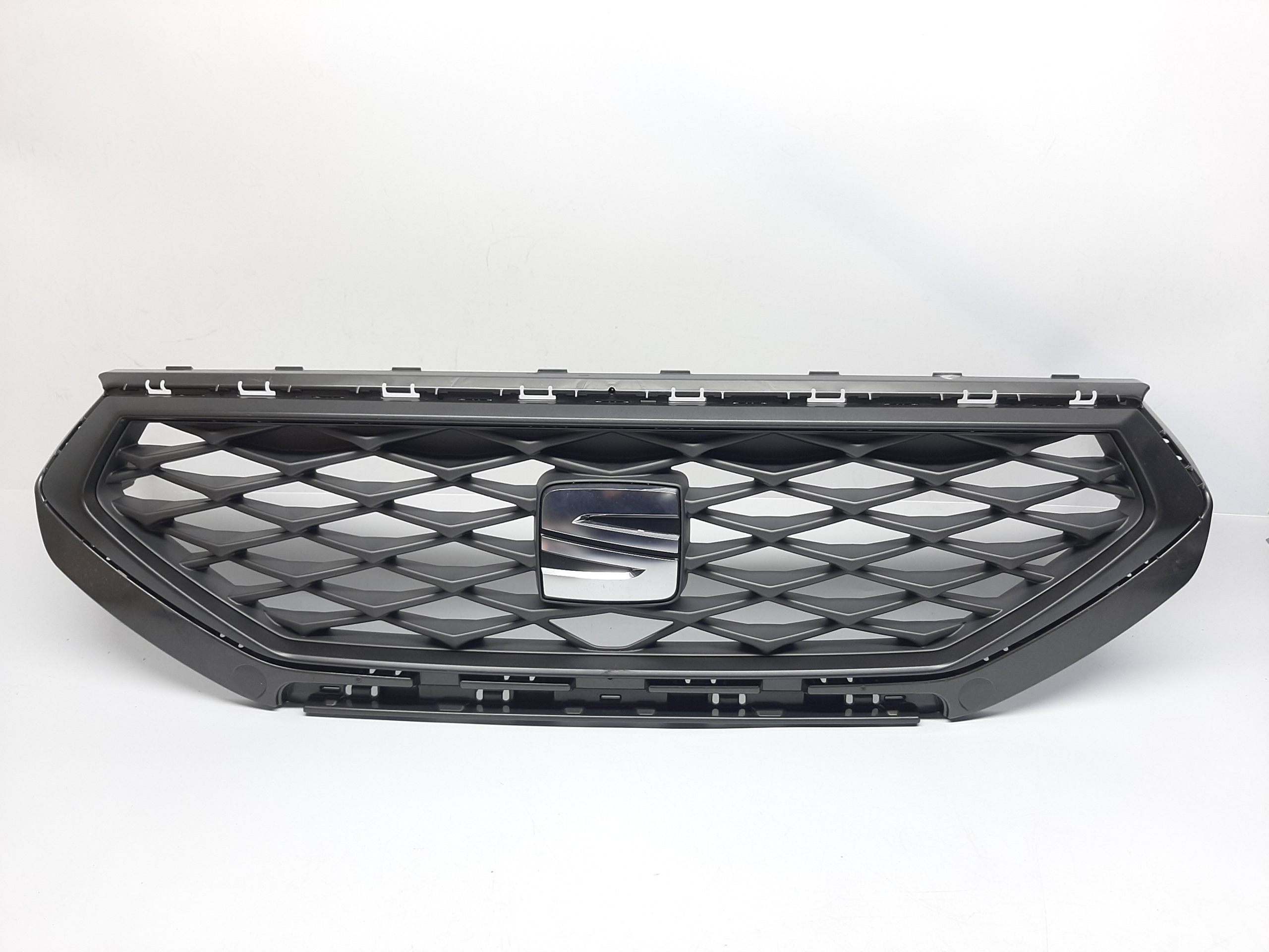 Seat Tarraco Atrapa Grill Przód 5FJ853654B