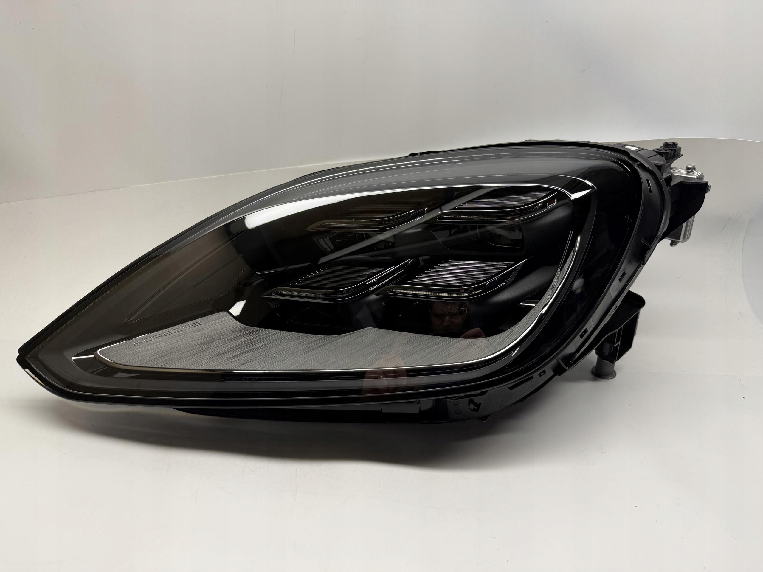PORSCHE CAYENNE E3 LIFT REFLEKTOR LAMPA LEWY PRZÓD LASER 9Y0941085T