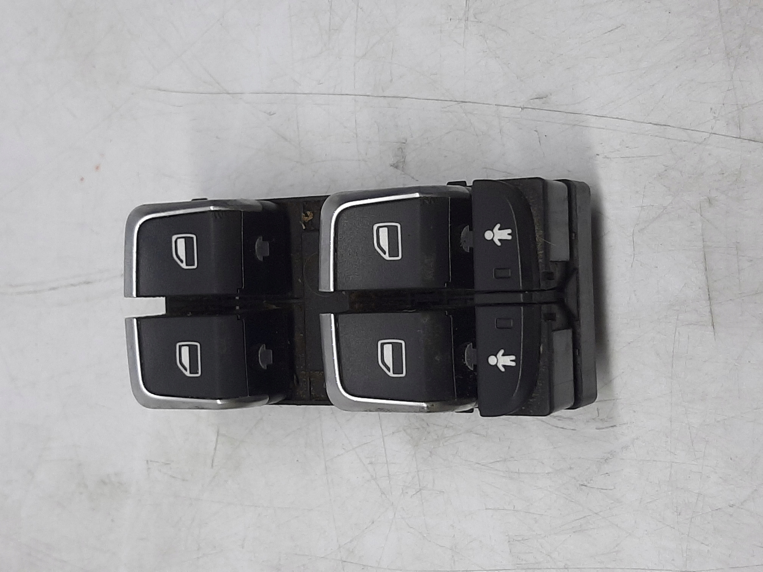 AUDI A6 C7 PRZEŁĄCZNIK PANEL PRZYCISK PODNOSZENIA SZYB 4G0959851