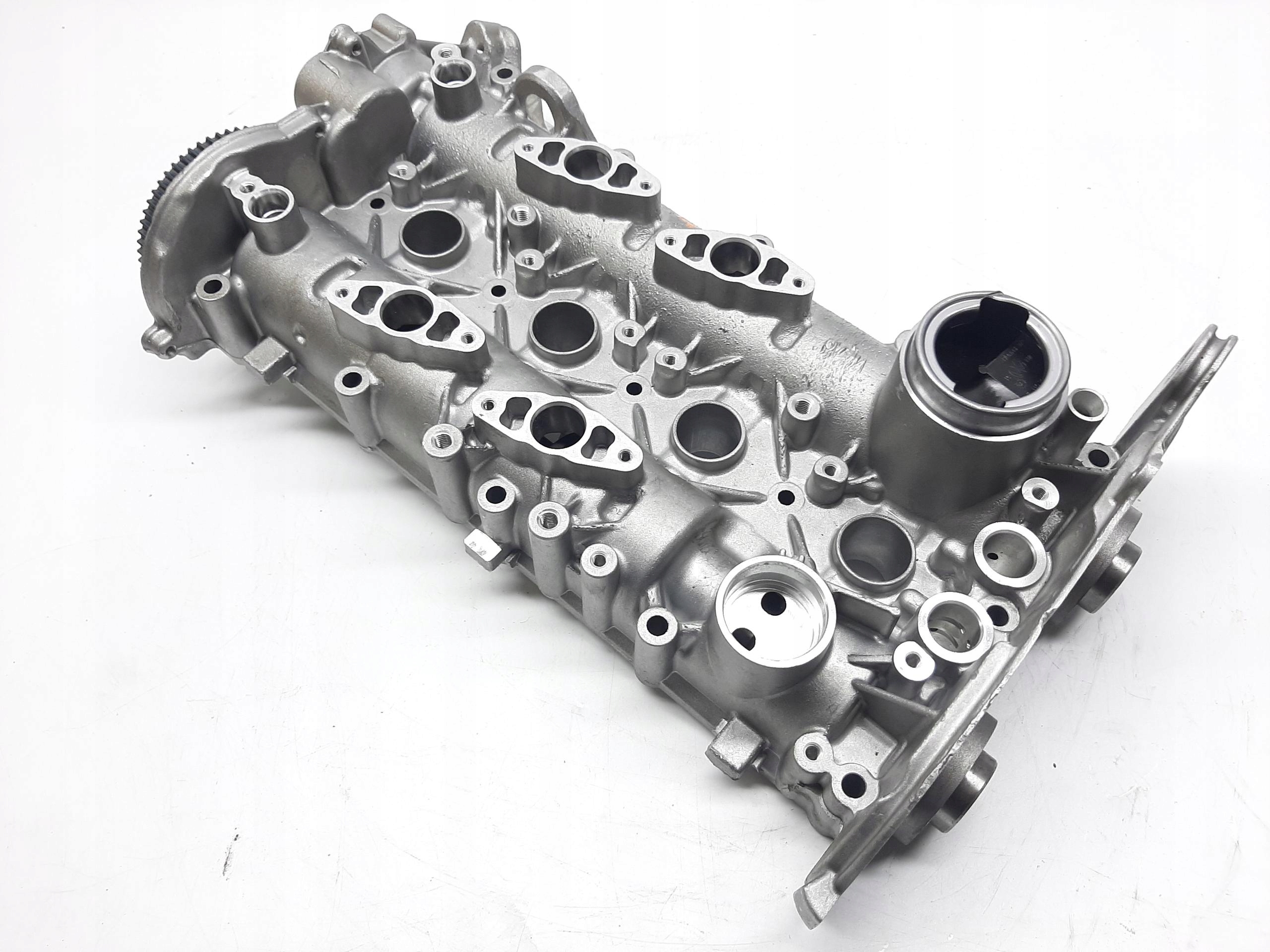 VOLKSWAGEN 1.4 TSI GŁOWICA WAŁKI ROZRZĄDU POKRYWA 04E103473CH - obrazek 3