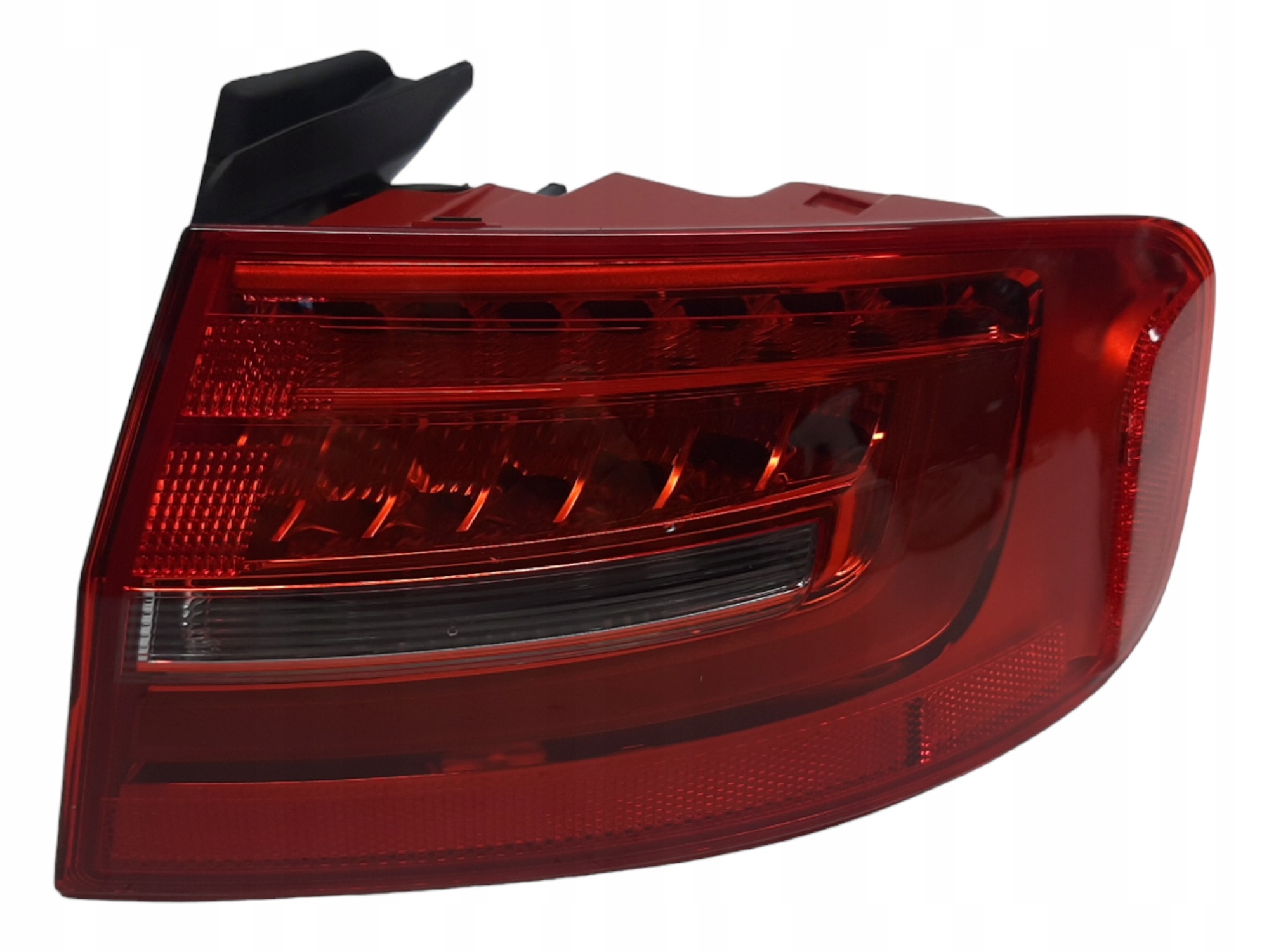 AUDI a4 s4 B8 LIFT LAMPA TYŁ PRAWA ZEWNĘTRZNA 8K5945096AD SEA USA led
