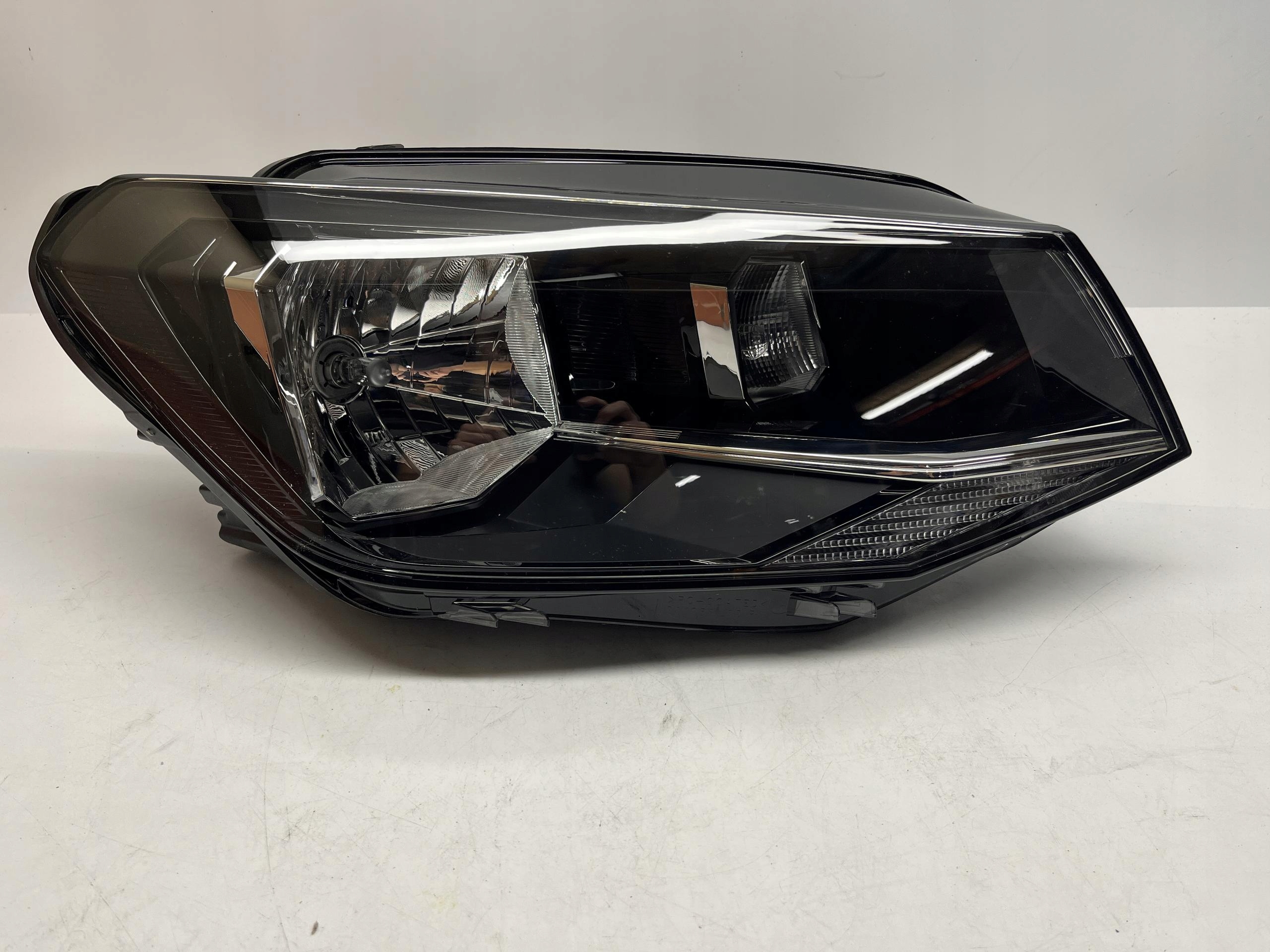 Volkswagen OE Caddy IV Reflektor Lampa Prawa 2K1941016A