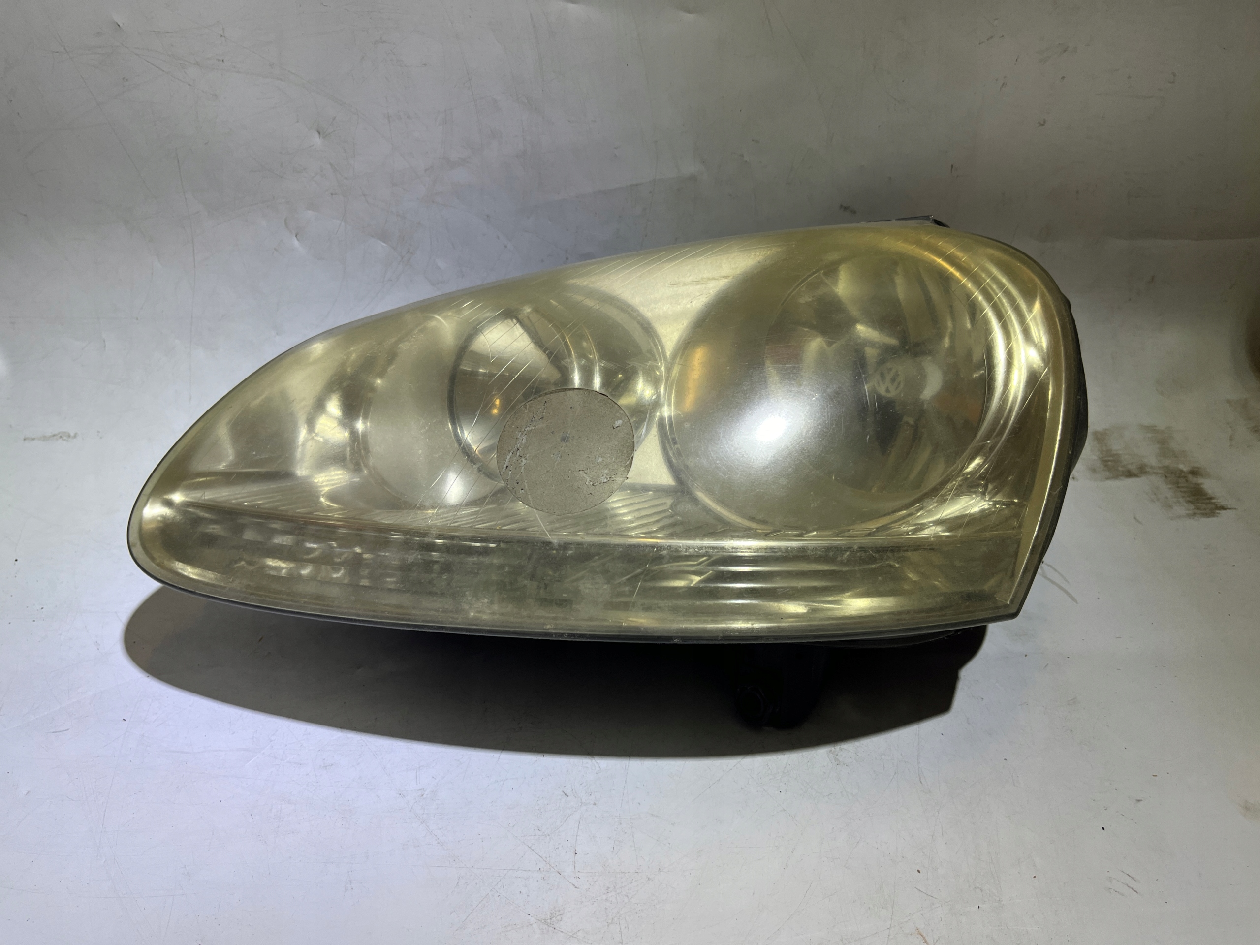 VOLKSWAGEN GOLF V REFLEKTOR PRZÓD PRZEDNIA LEWA ANGLIK 1K6941005Q