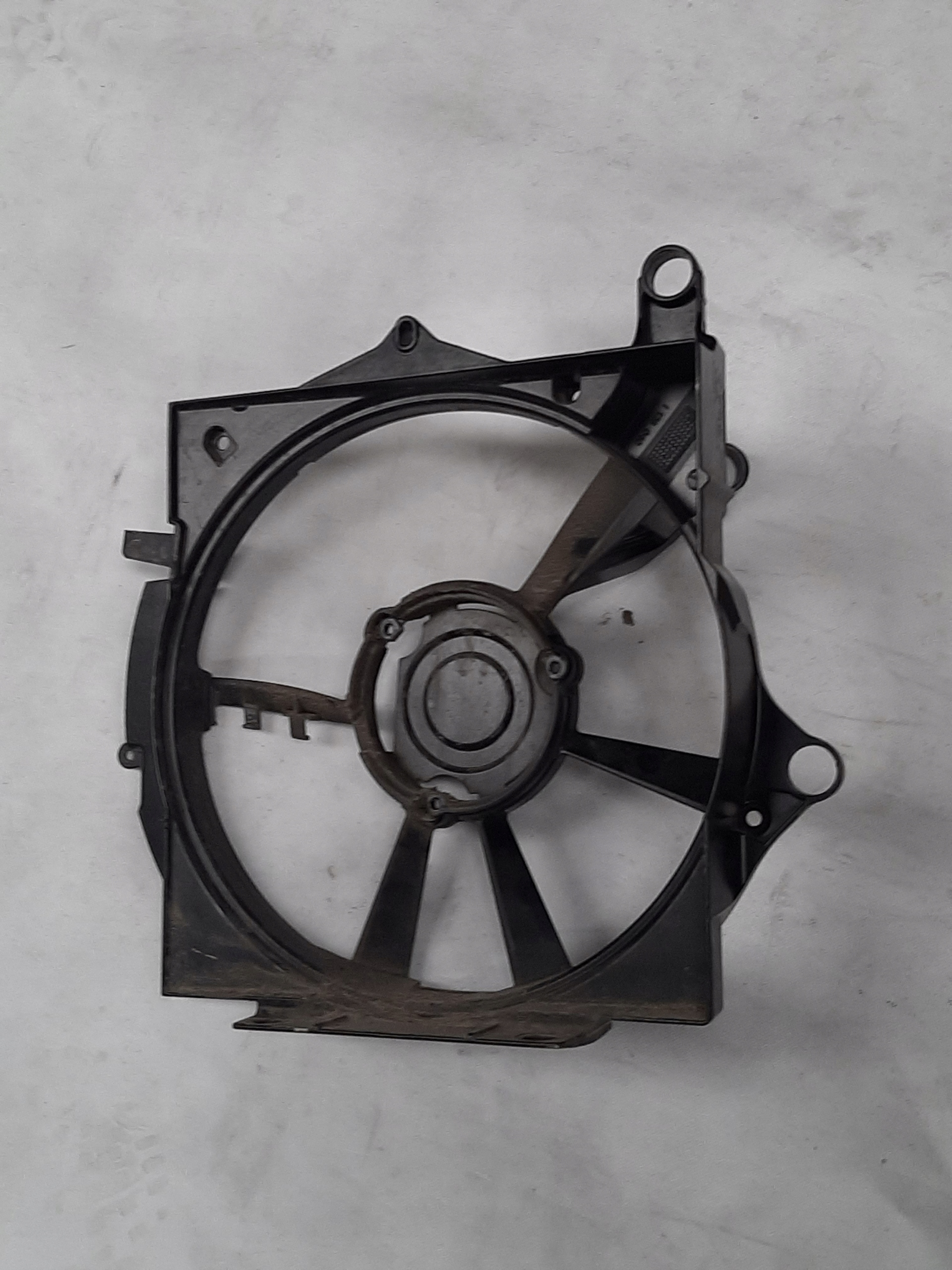 PORSCHE TAYCAN OBUDOWA WENTYLATORA LEWA 9J1959455C