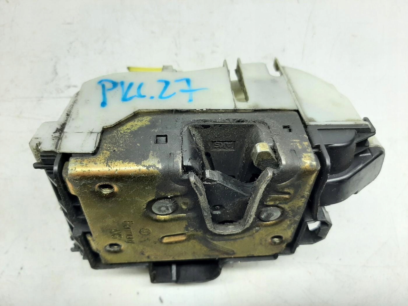 VW POLO III ZAMEK DRZWI PRAWY PRZÓD 6N1837016C 1HM862154B