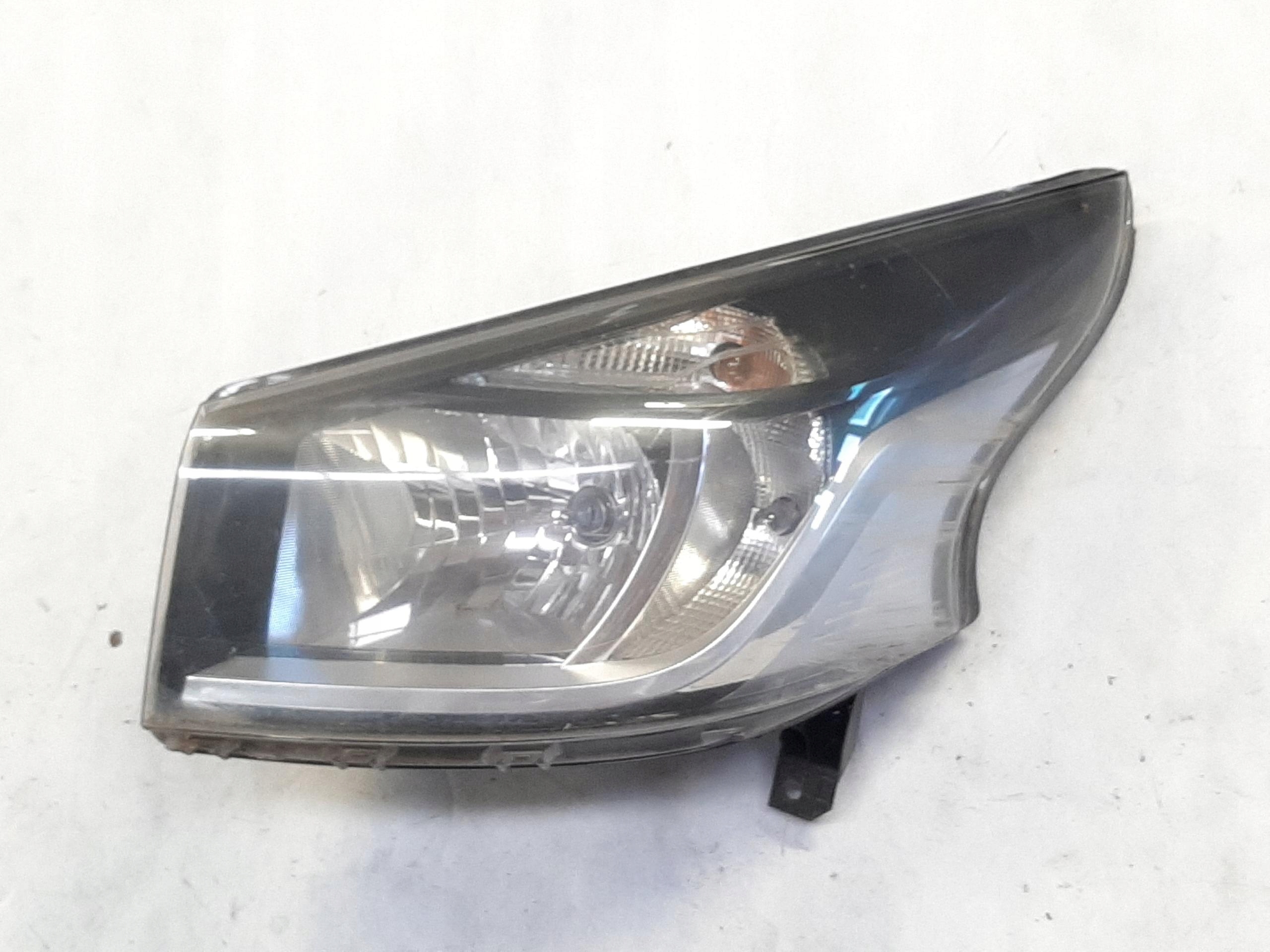 RENAULT TRAFIC III REFLEKTOR LAMPA LEWY PRZÓD 260601667R