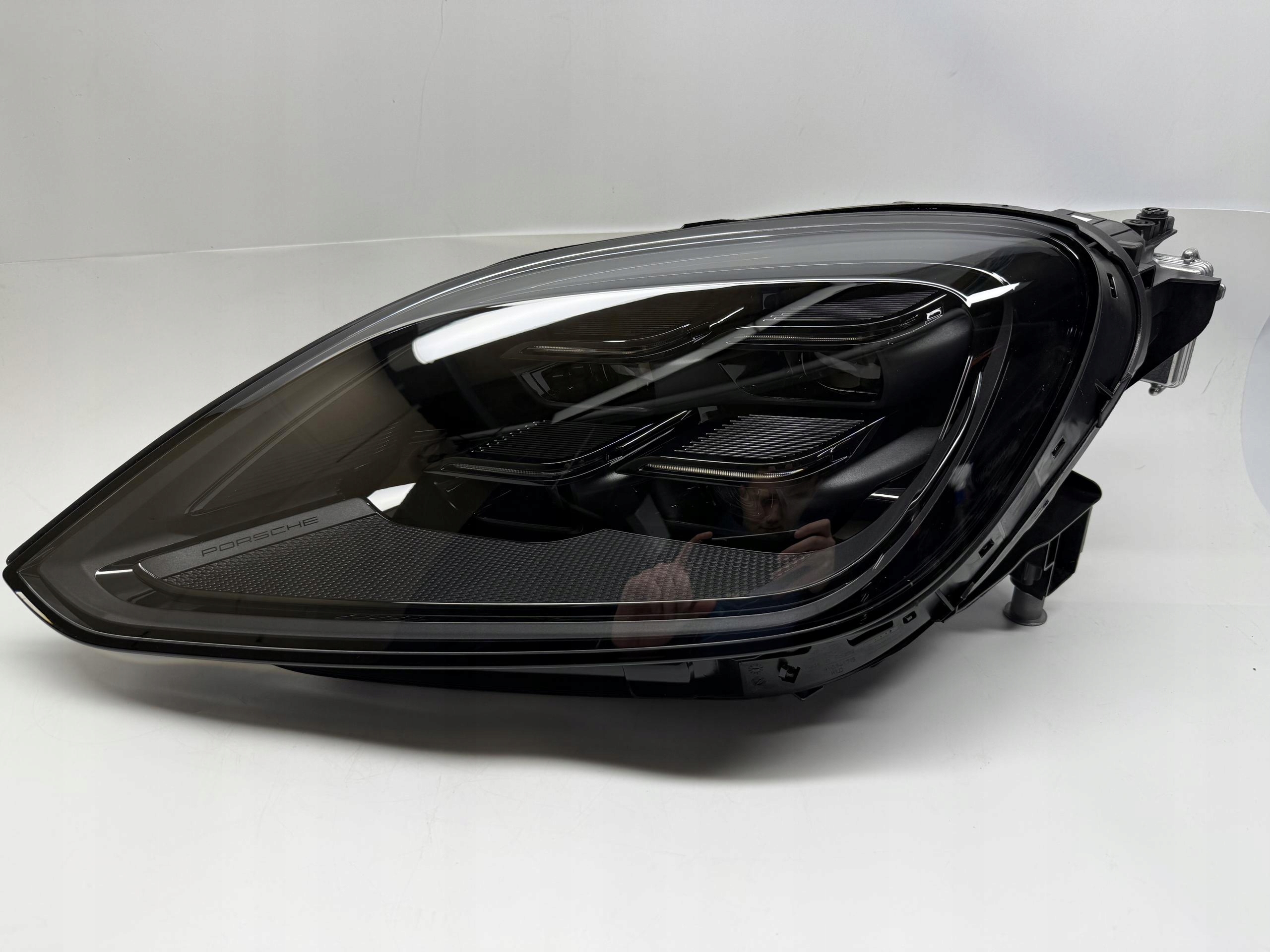 PORSCHE CAYENNE E3 LIFT REFLEKTOR LAMPA LEWY PRZÓD LASER 9Y0941059T