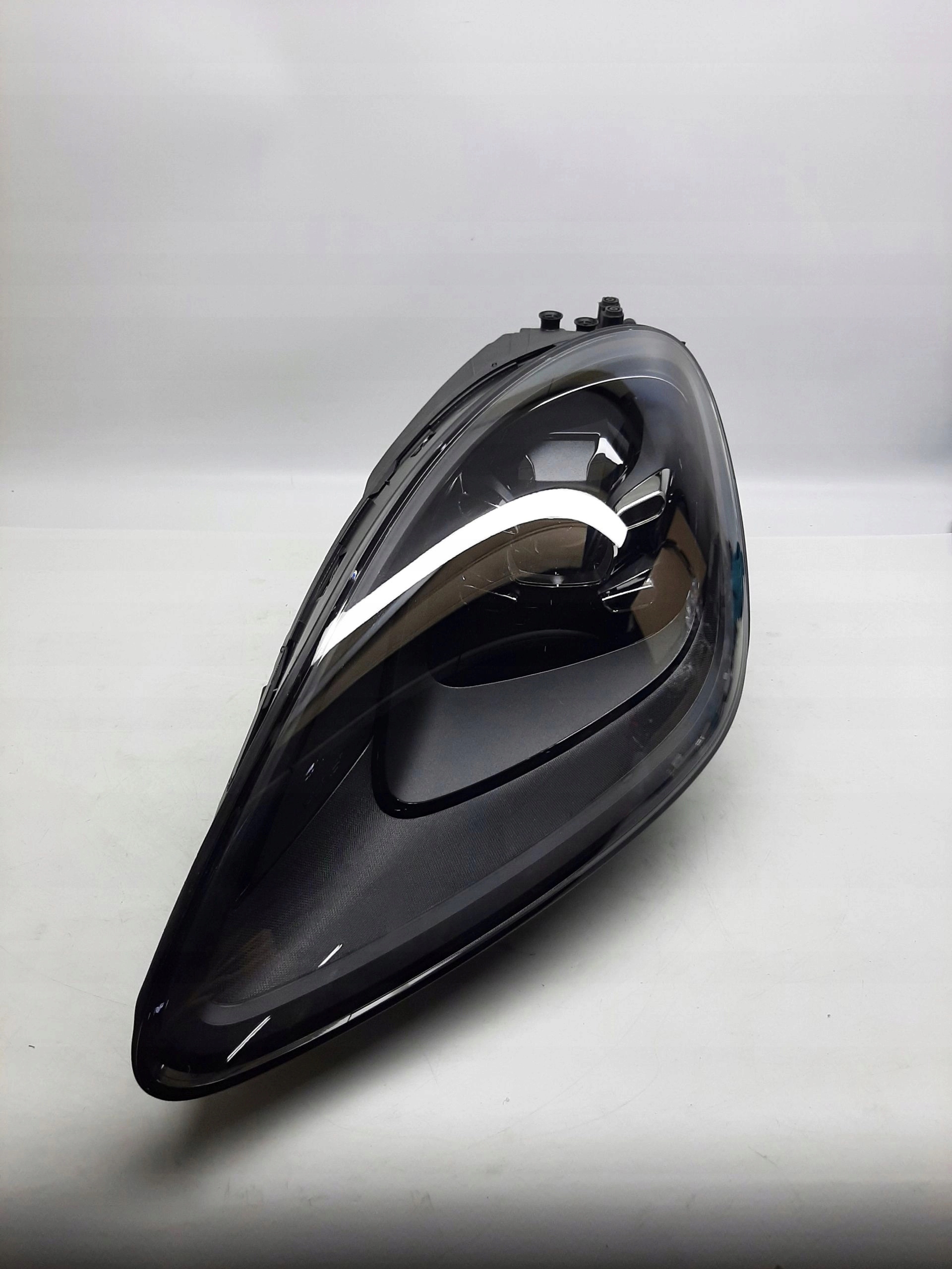 PORSCHE CAYENNE REFLEKTOR LAMPA LEWA 9Y0941031S