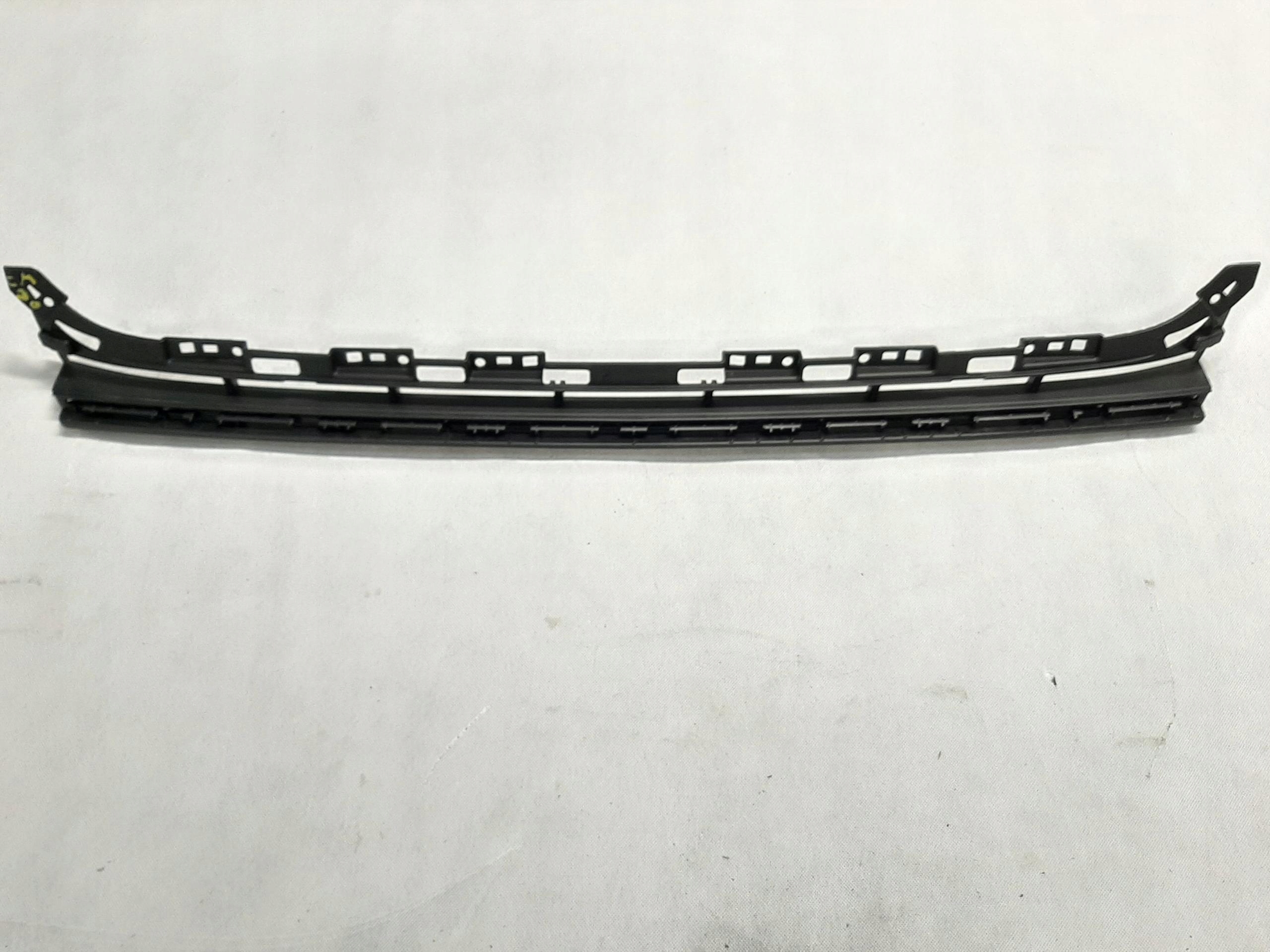 AUDI A8 D5 2017-2021 KRATKA DOLNA ZDERZAKA PRZÓD 4N0807697A