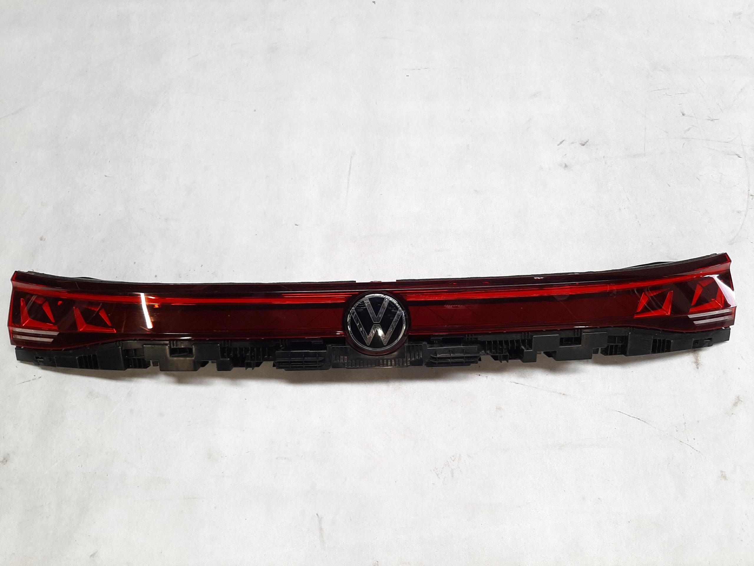 VW TOUAREG III BLENDA LAMPA KLAPY TYŁ LED 760945307E