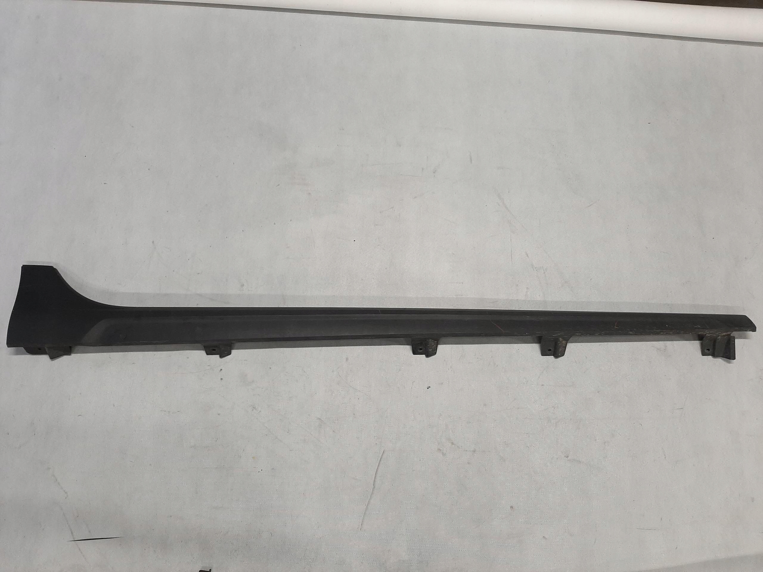 SEAT ARONA LISTWA NAKŁADKA PROGOWA PRAWA 6F9853852