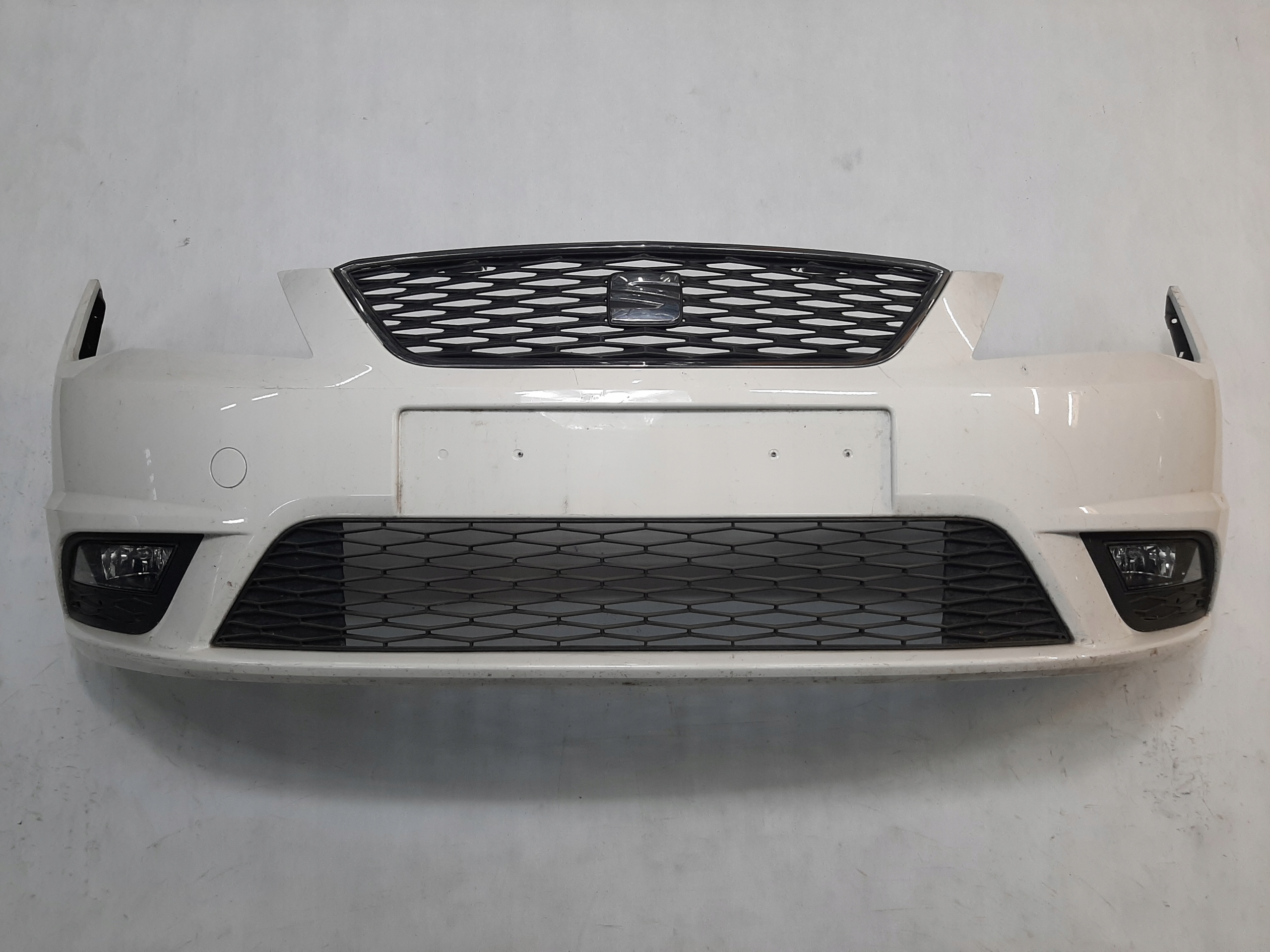 Seat Toledo 4 IV Zderzak przód 6JA807221 PRZEDNI FRONT