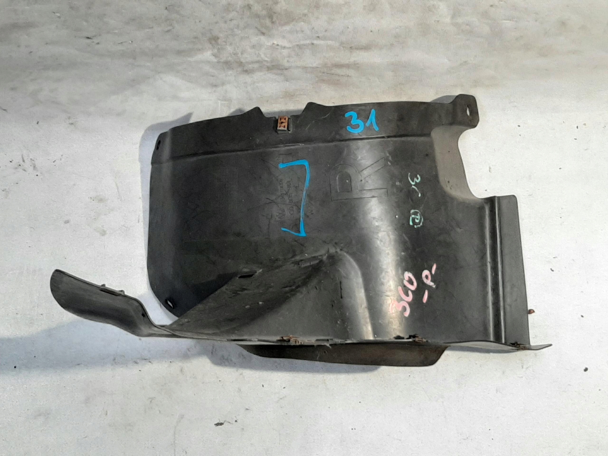VW PASSAT B6 NADKOLE OSŁONA PRAWY PRZÓD CZĘŚĆ PRZEDNIA 3C0805912A