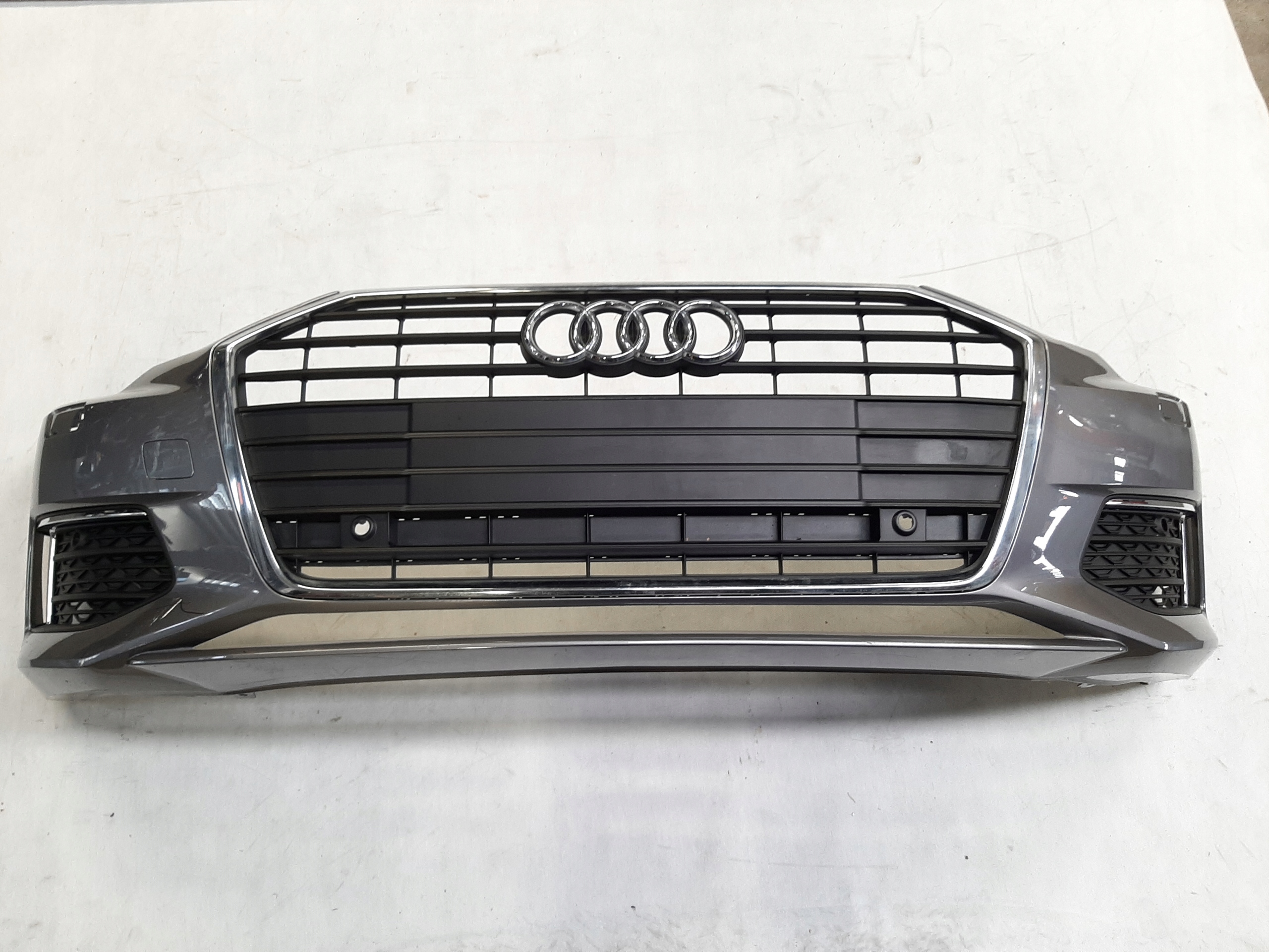 AUDI A6 C8 ZDERZAK PRZEDNI 4K0807437