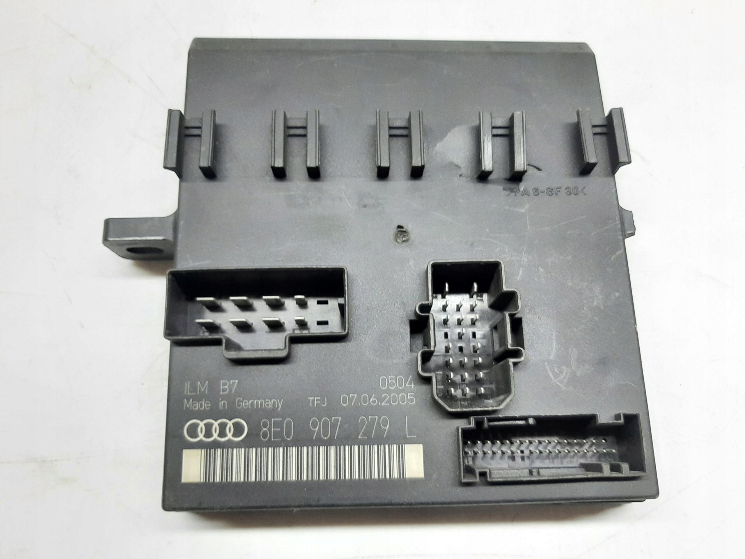 AUDI A4 B7 2004- MODUŁ STEROWNIK ŚWIATEŁ 8E0907279L